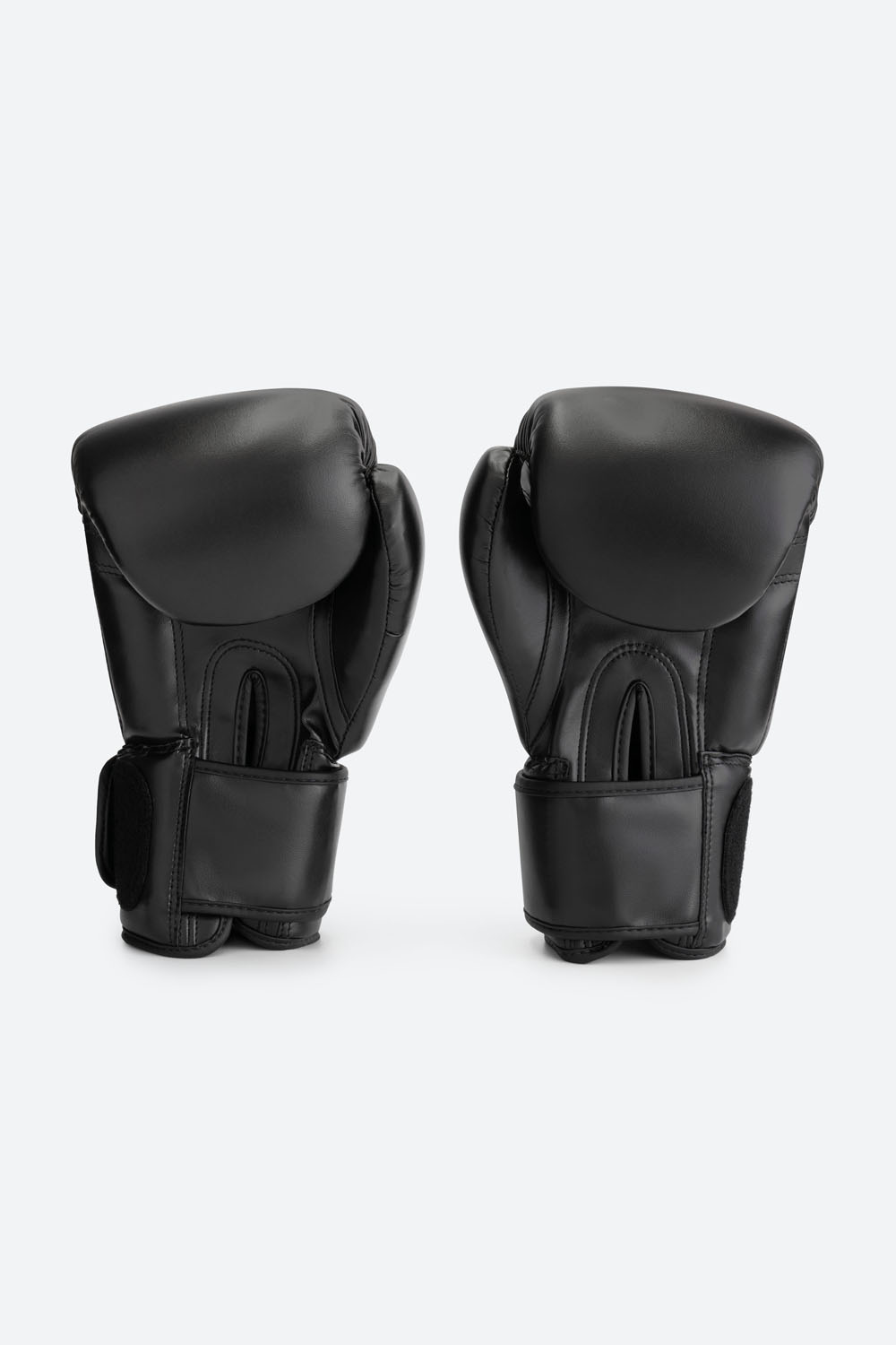 Round 1 Boxing Gloves
