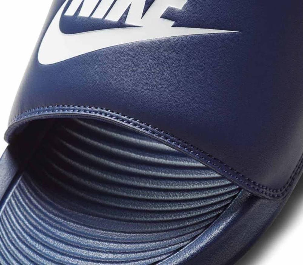 Nike Victori One Slide