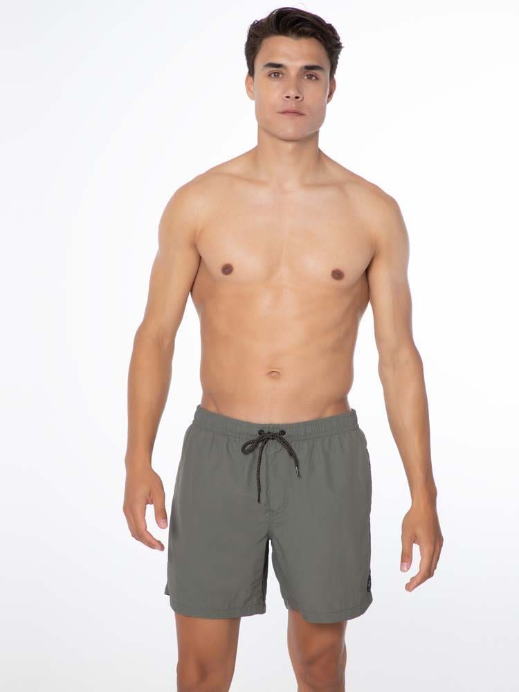 Protest Faster Beachshort