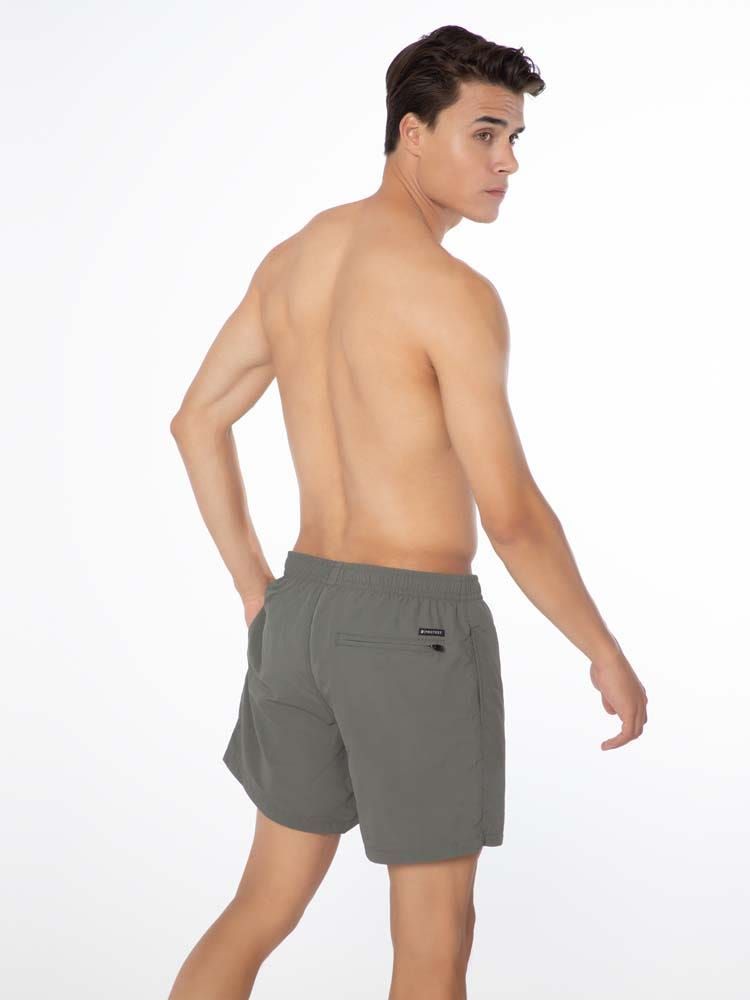 Protest Faster Beachshort