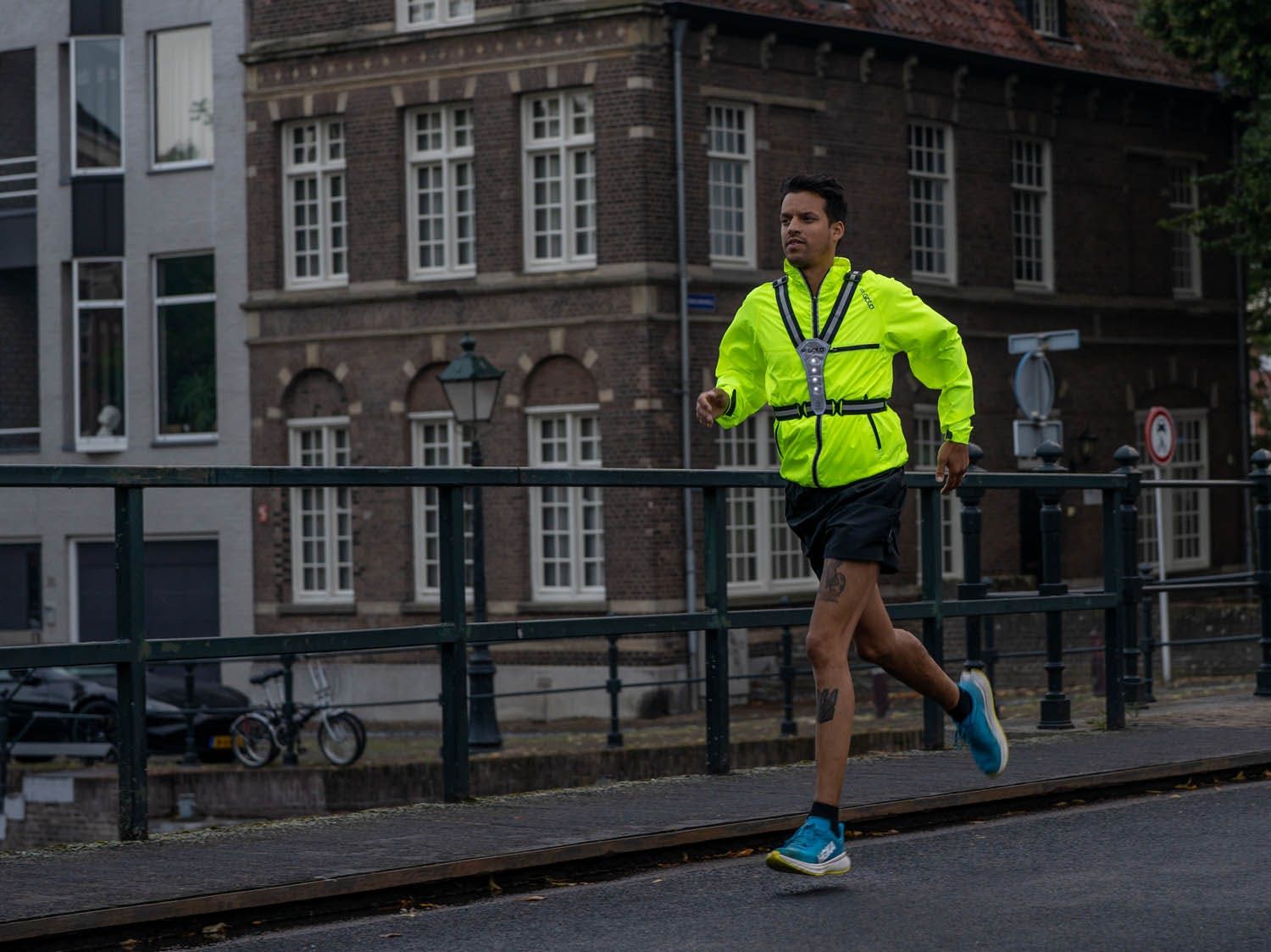 Gato Safer Sport LED Vest