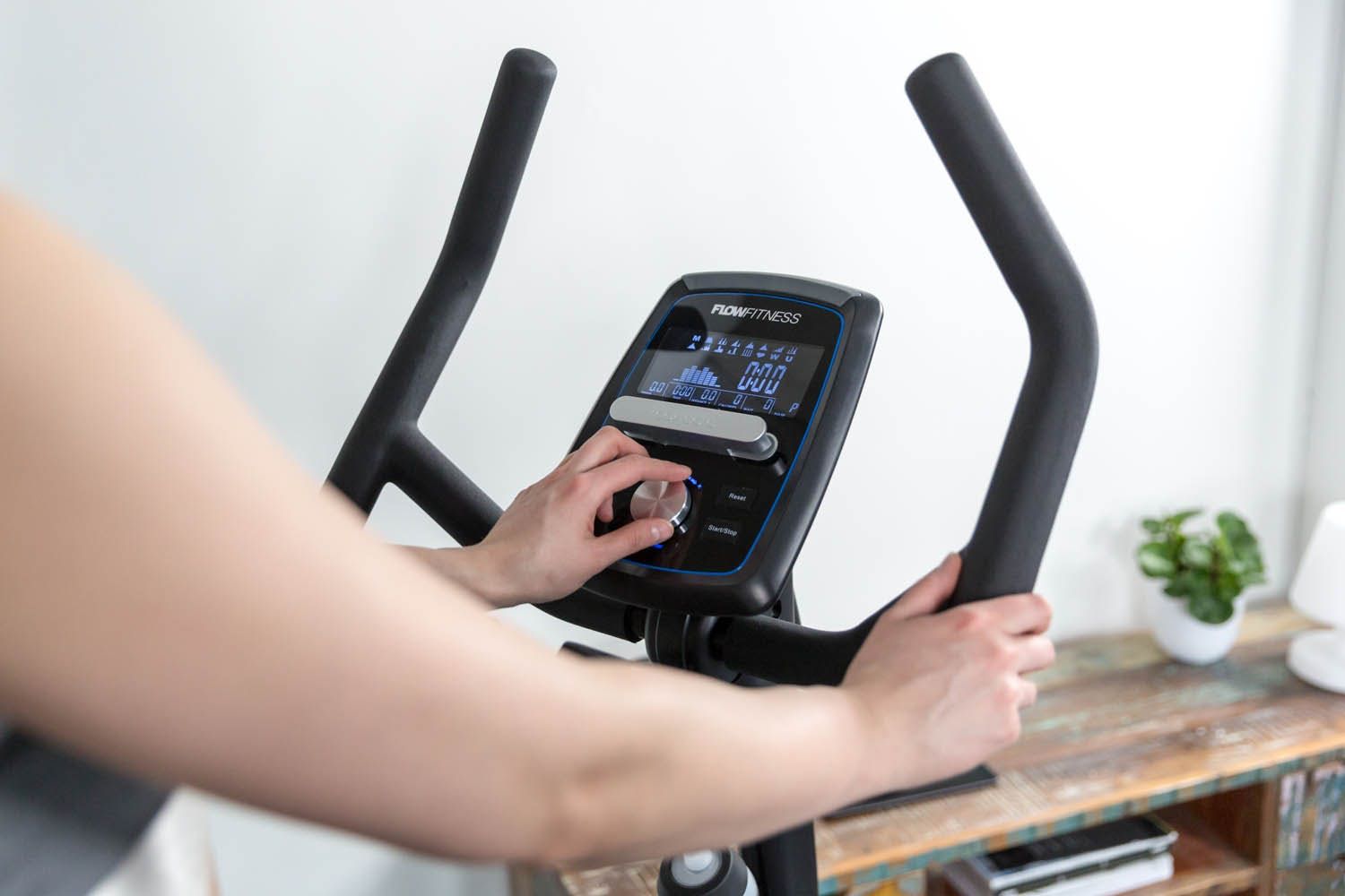 Flow Fitness B2I Hometrainer