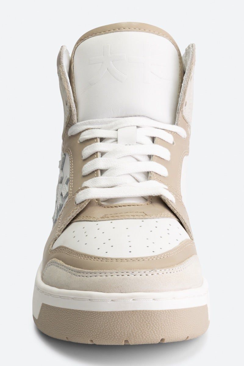 be:at: Kobe Sneaker