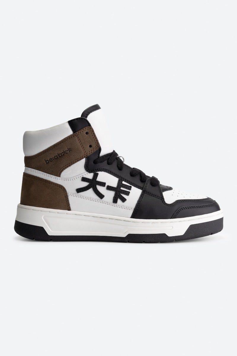be:at: Kobe Sneaker