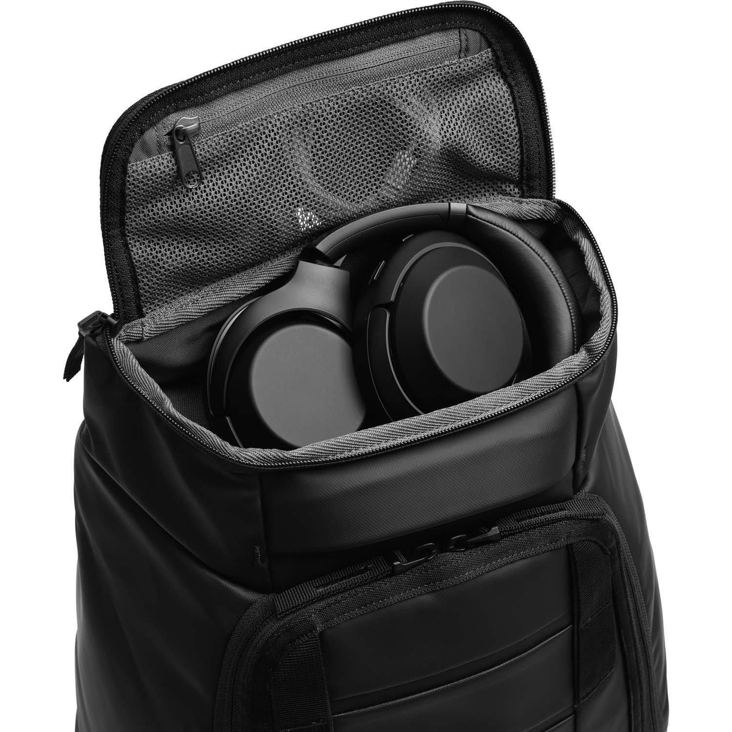 DB Hugger Backpack 25L