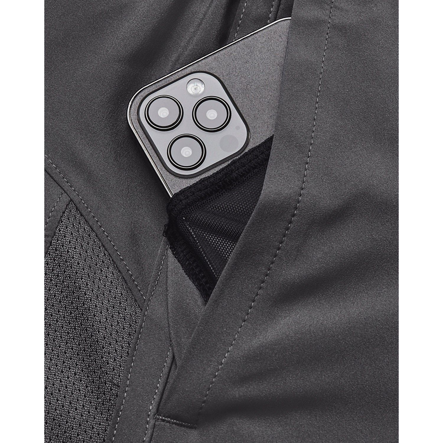 Under Armour Launch 7" Short