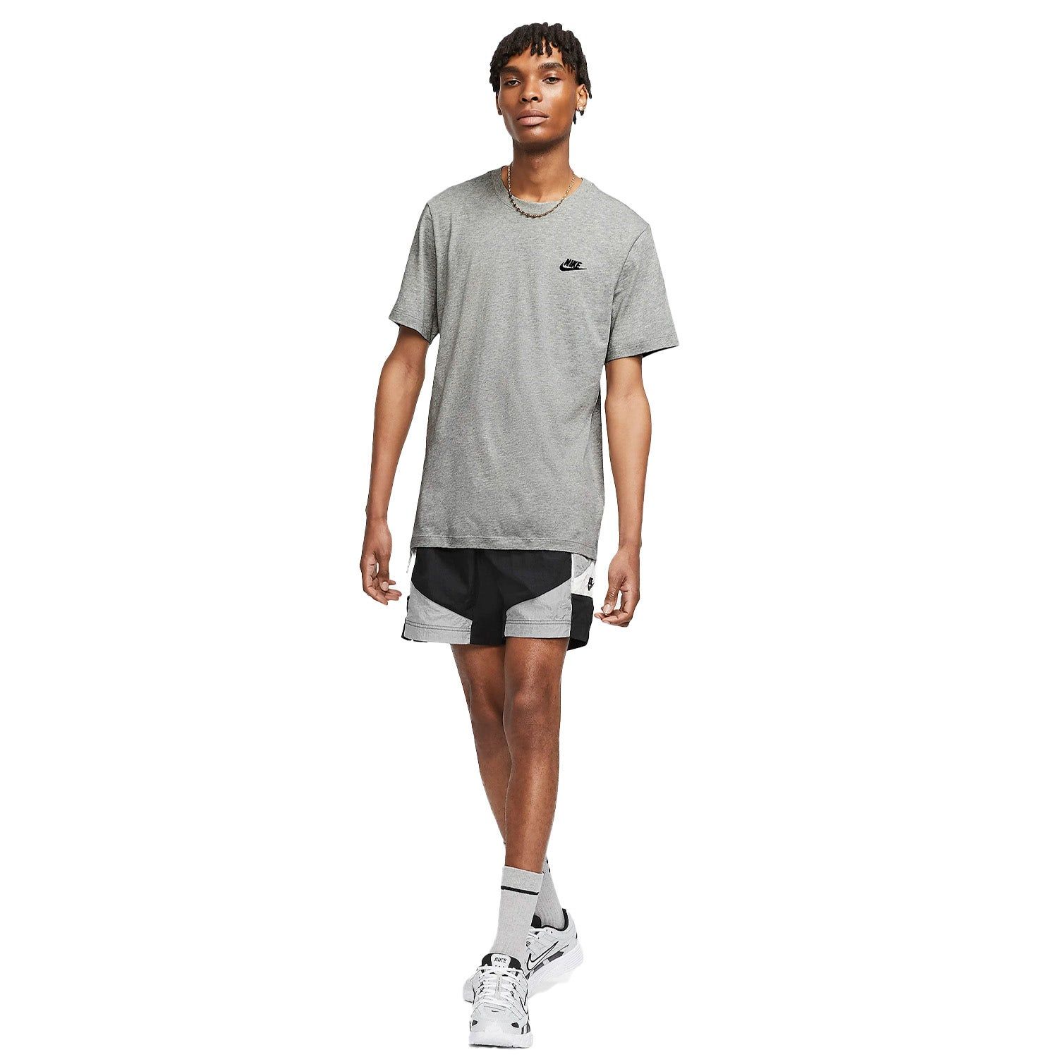 Nike Sportswear Club T-Shirt