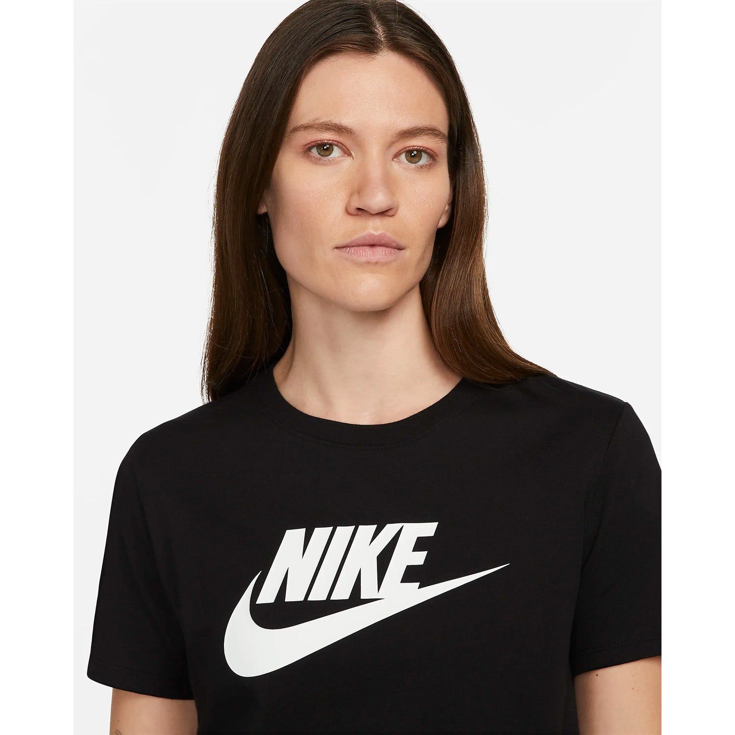 Nike Sportswear Essentials T-Shirt