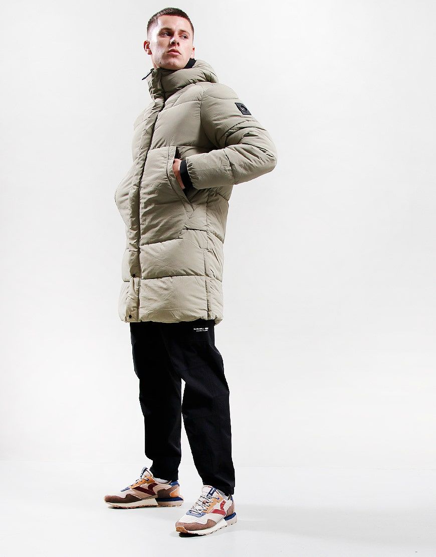 Marshall Artist Linear Bubble Jacket