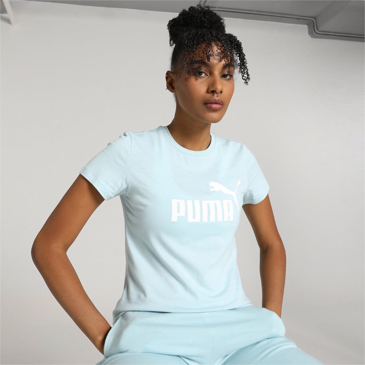 PUMA Essential Logo Tee