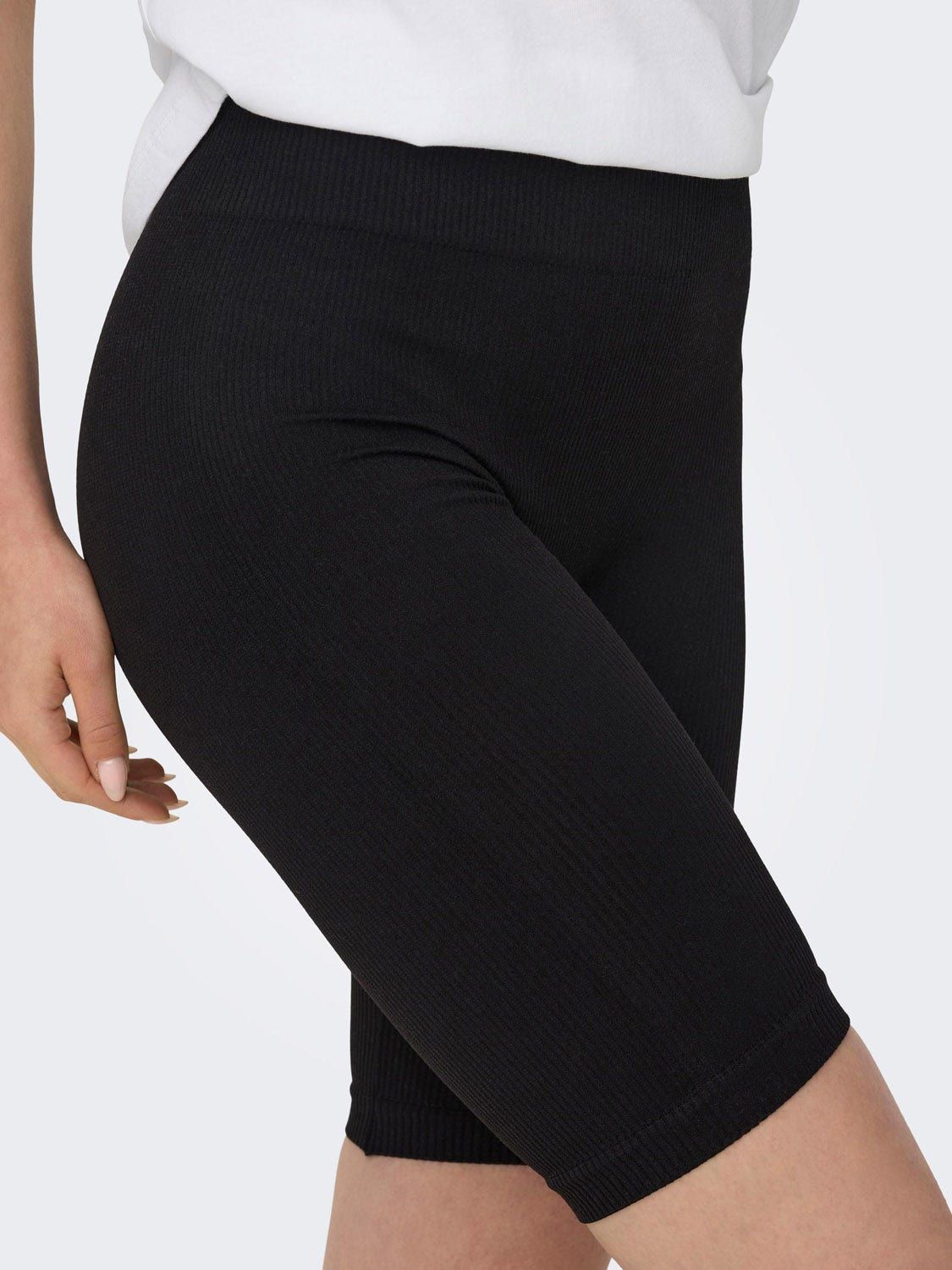 ONLY Play Jaia Life Seam Long Shorts