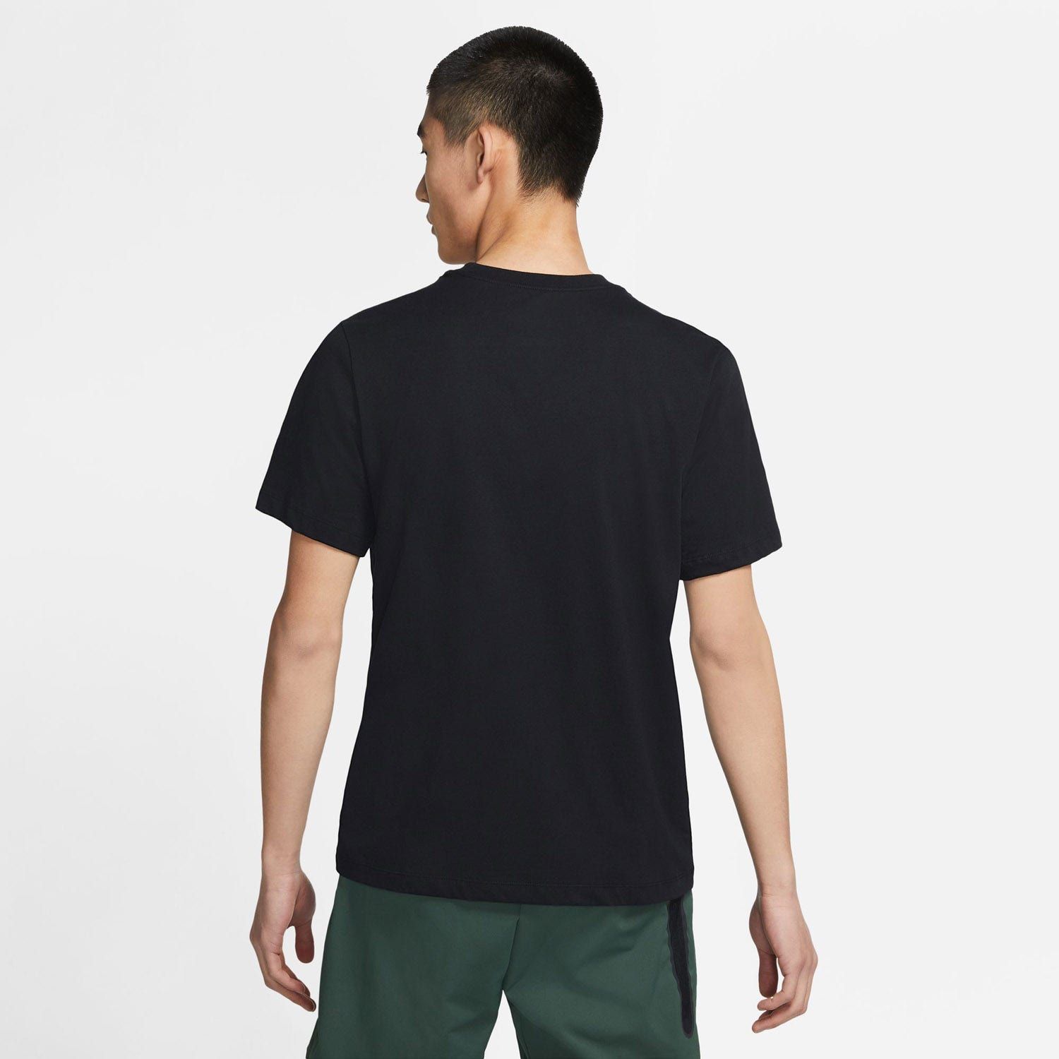 Nike Sportswear Swoosh