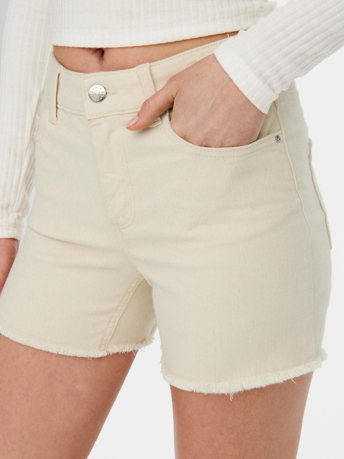 ONLY Blush Mid Short