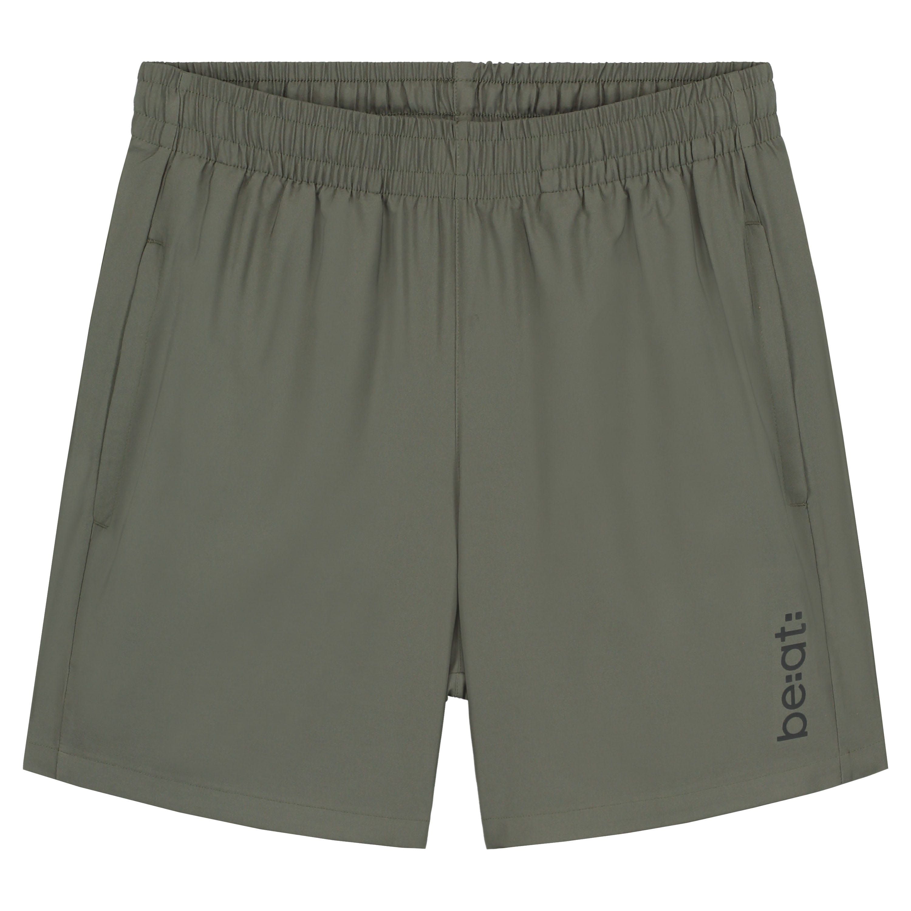 be:at: James Sport Short