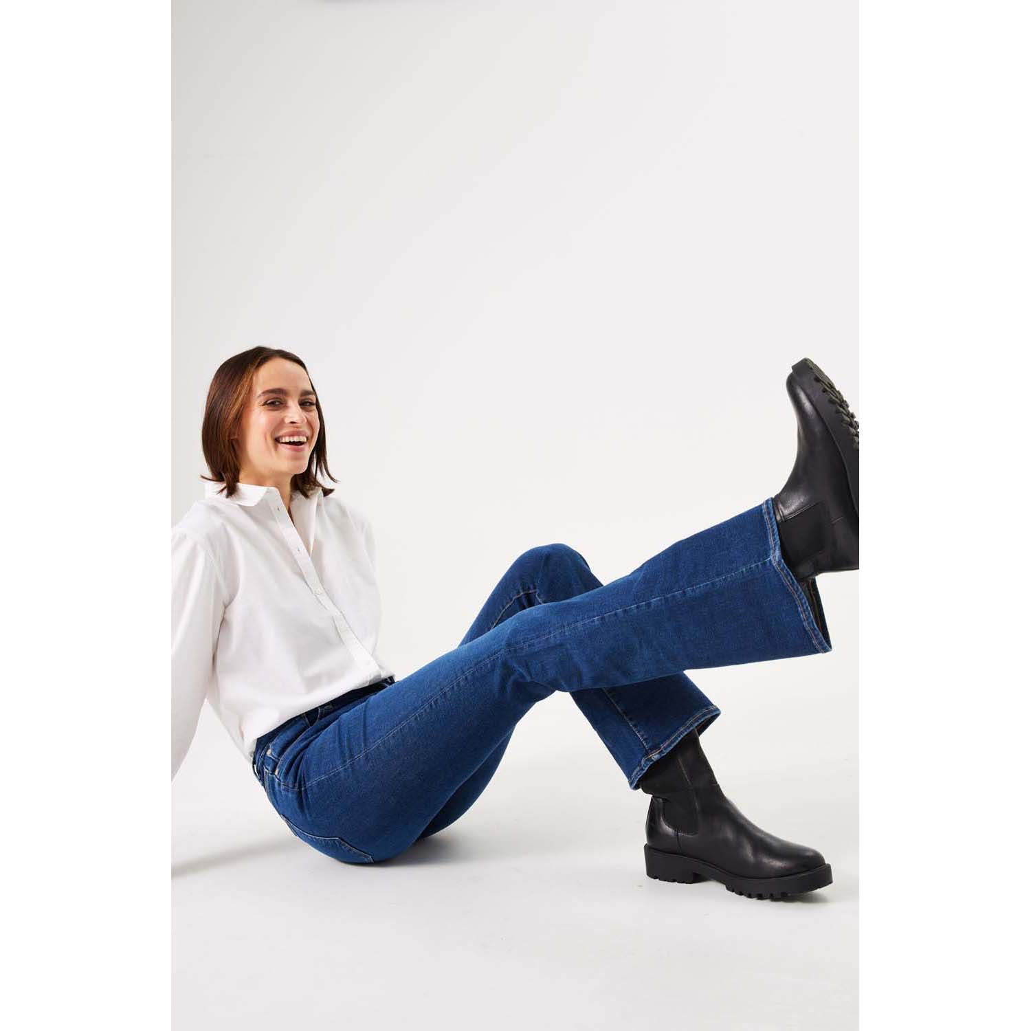 Garcia 245 Celia Flare