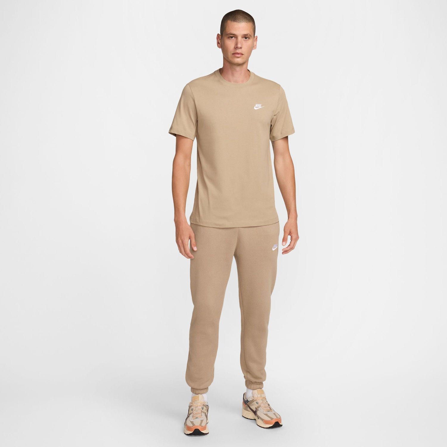 Nike Sportswear Club T-Shirt