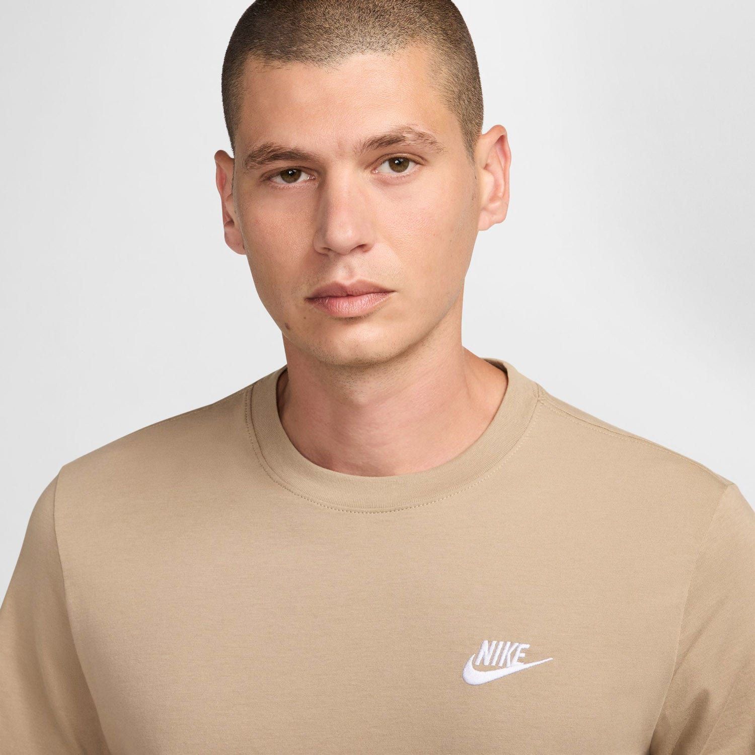 Nike Sportswear Club T-Shirt