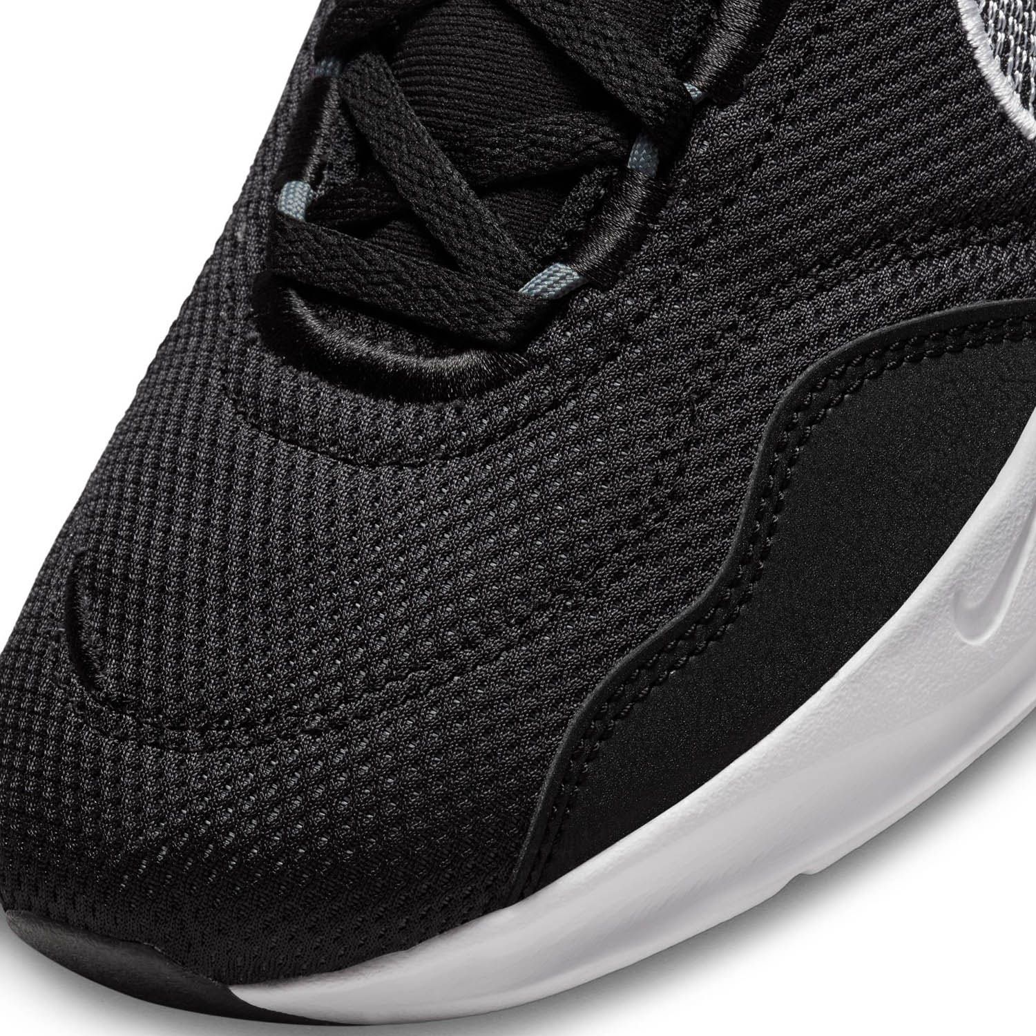 Nike Legend Essential 3 Next Nature