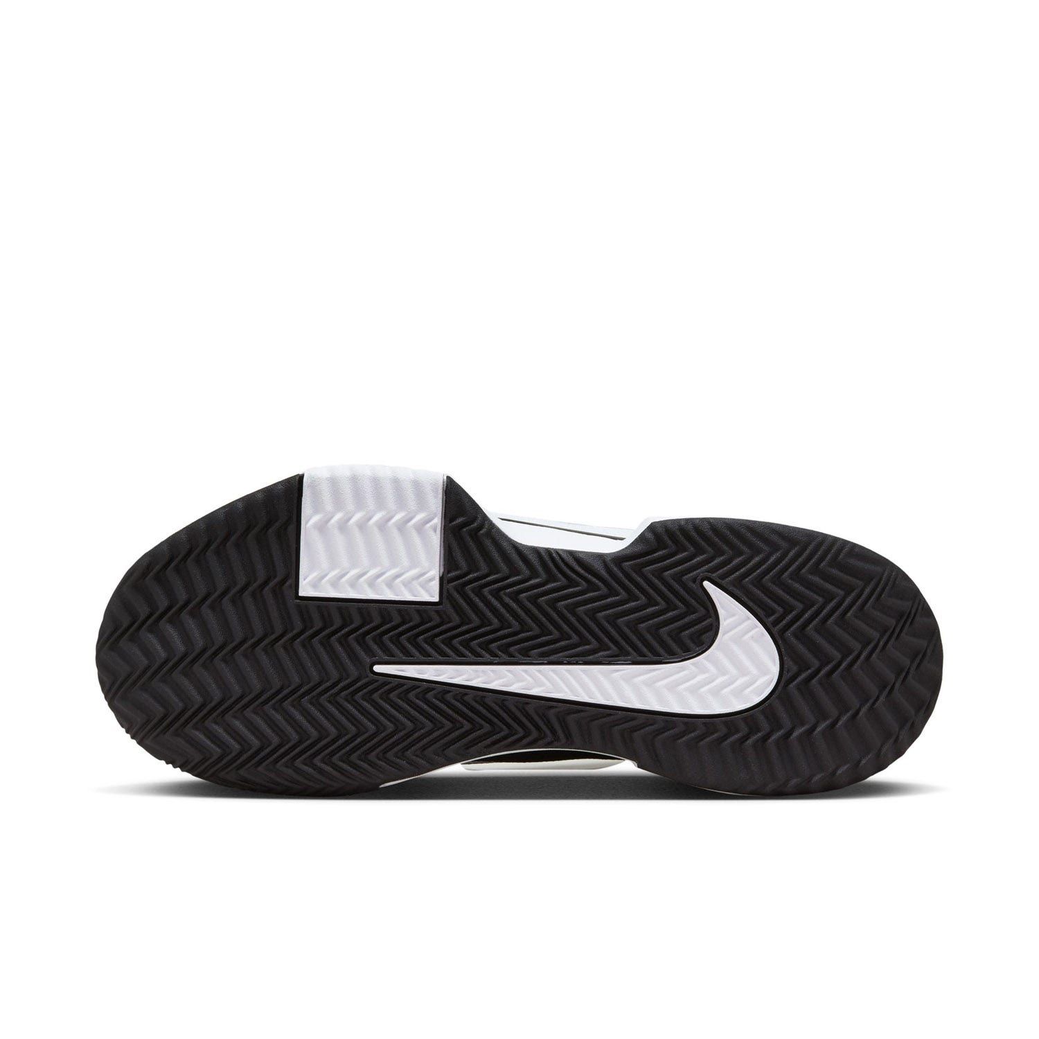 Nike GP Challenge Pro