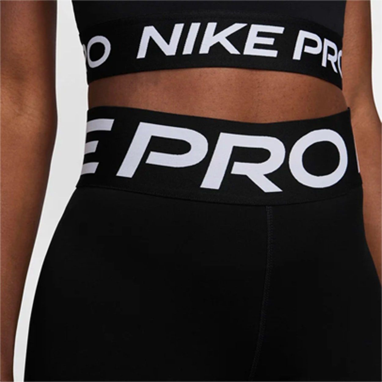 Nike Pro Sculpt