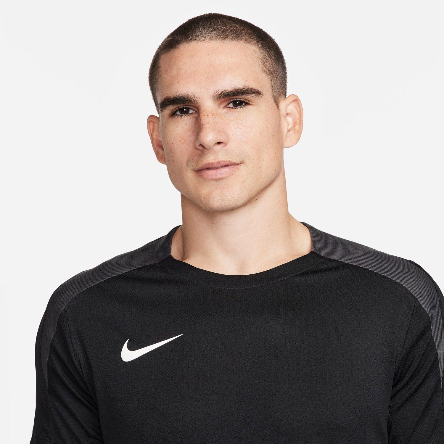 Nike Strike Top