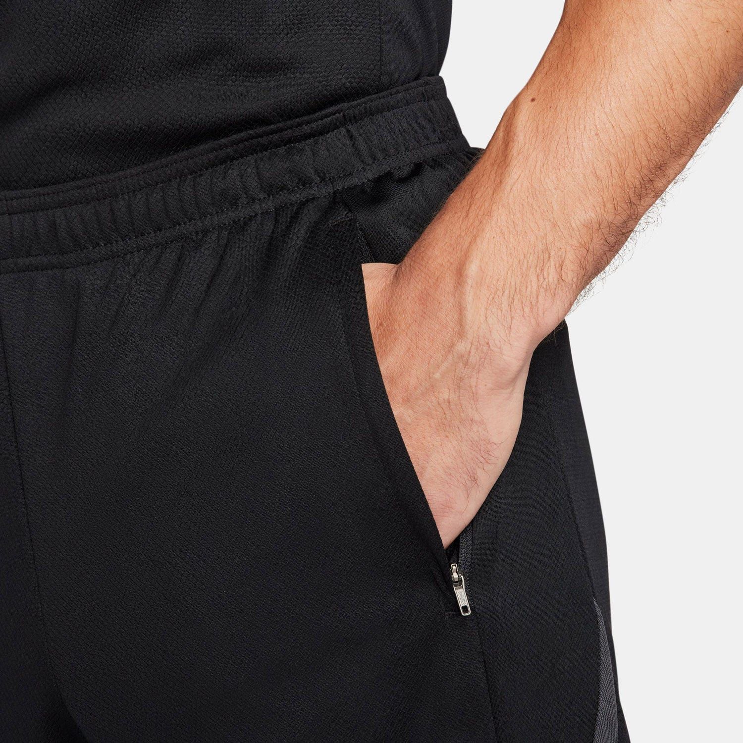 Nike Strike Shorts