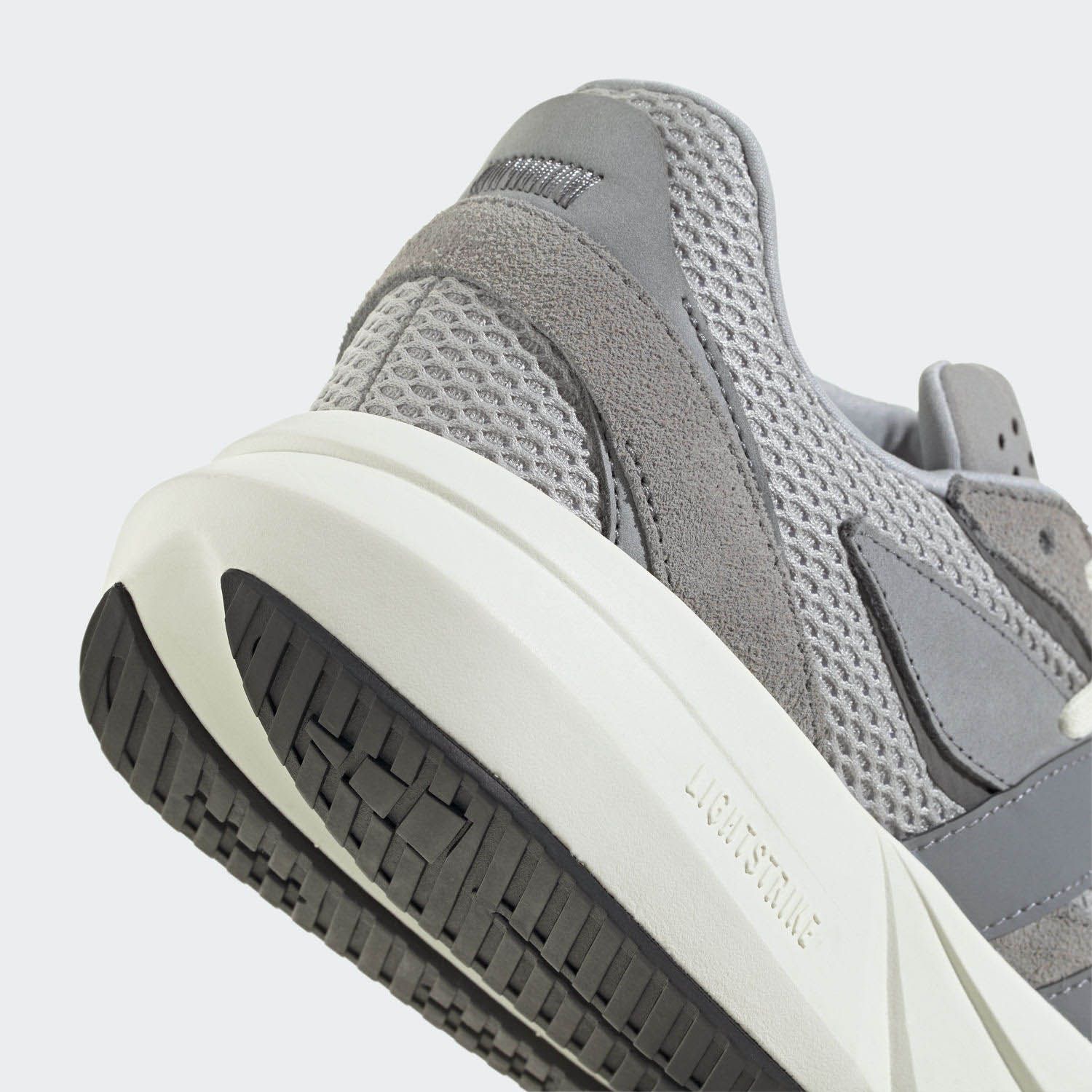 adidas Lightblaze