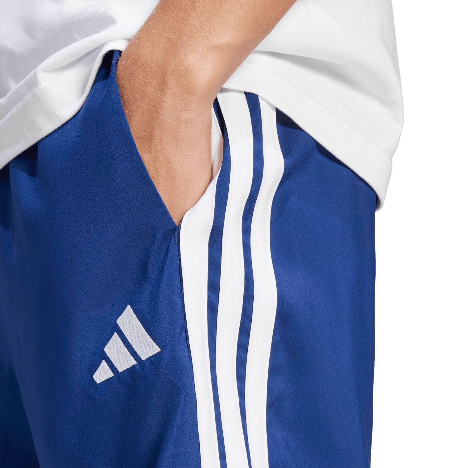 adidas Essentials 3-Stripes Chelsea Short