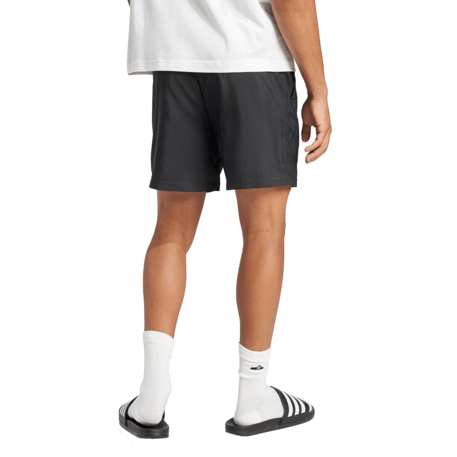 adidas Essentials 3-Stripes Chelsea Short	