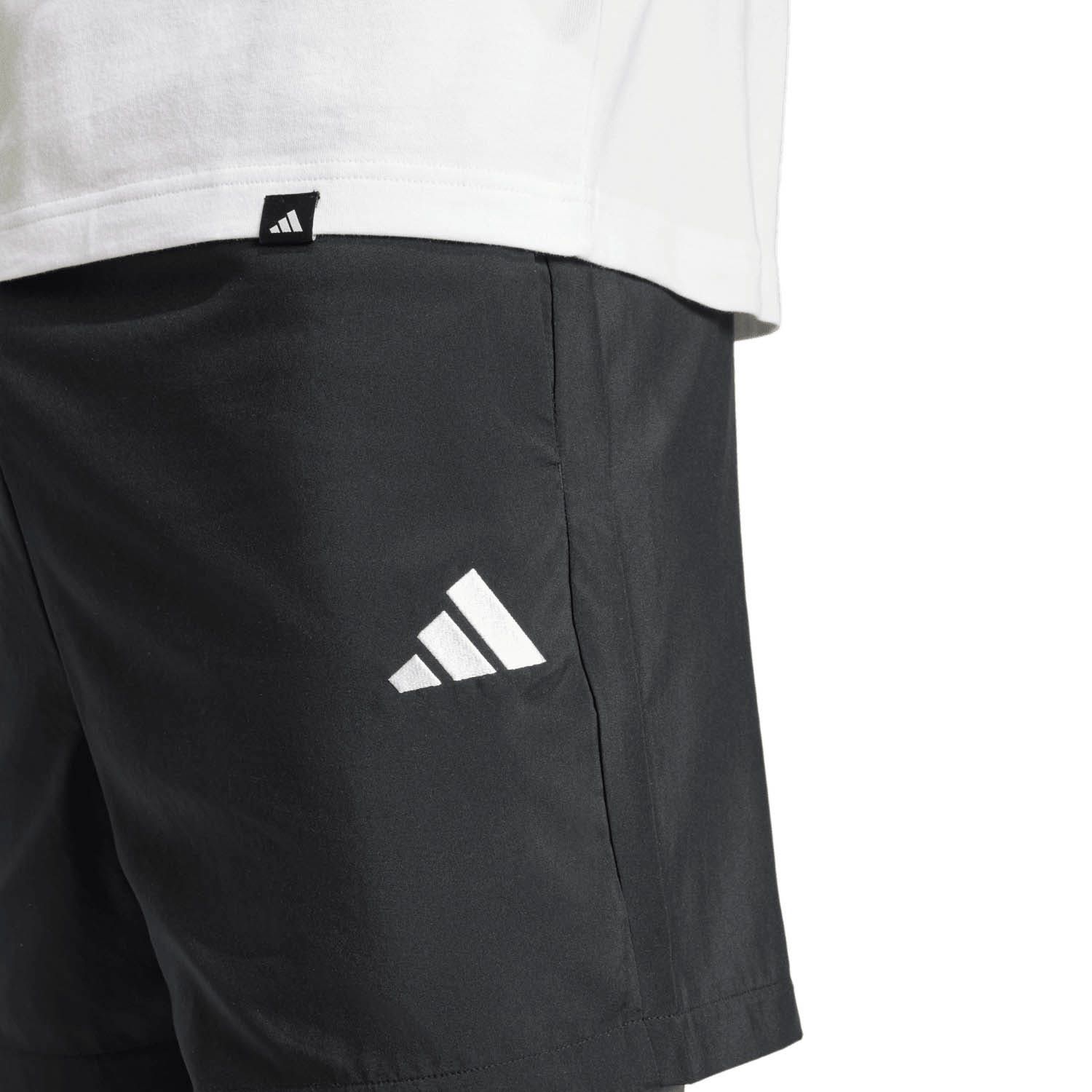 adidas Essentials 3-Stripes Chelsea Short	