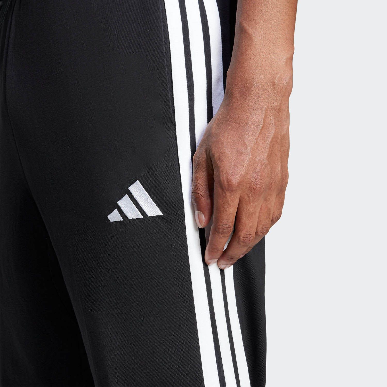 adidas  Essential 3-Stripes Single Jersey Broek