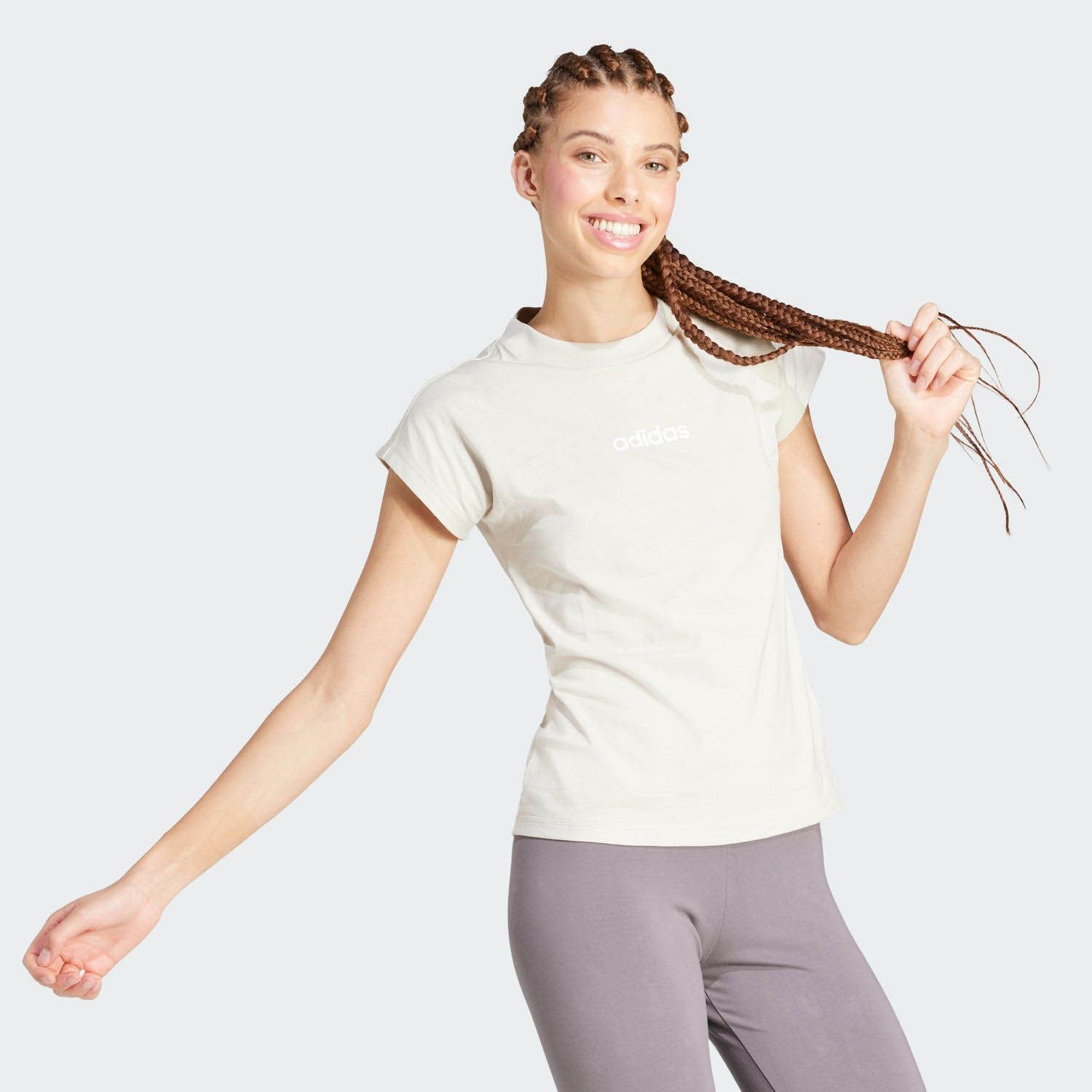 adidas  Essentials Linear Cotton T-shirt