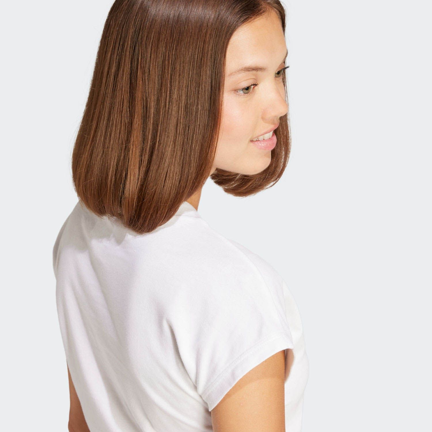 adidas  Essentials Linear Cotton T-shirt