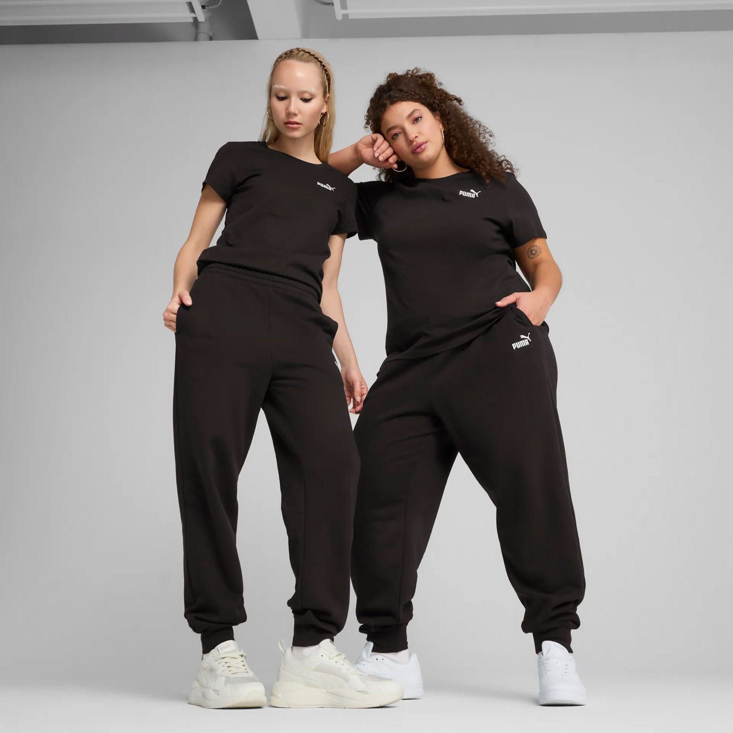PUMA Essential Small No. 1 Logo Comfort High-Waist Sweatpants Dames