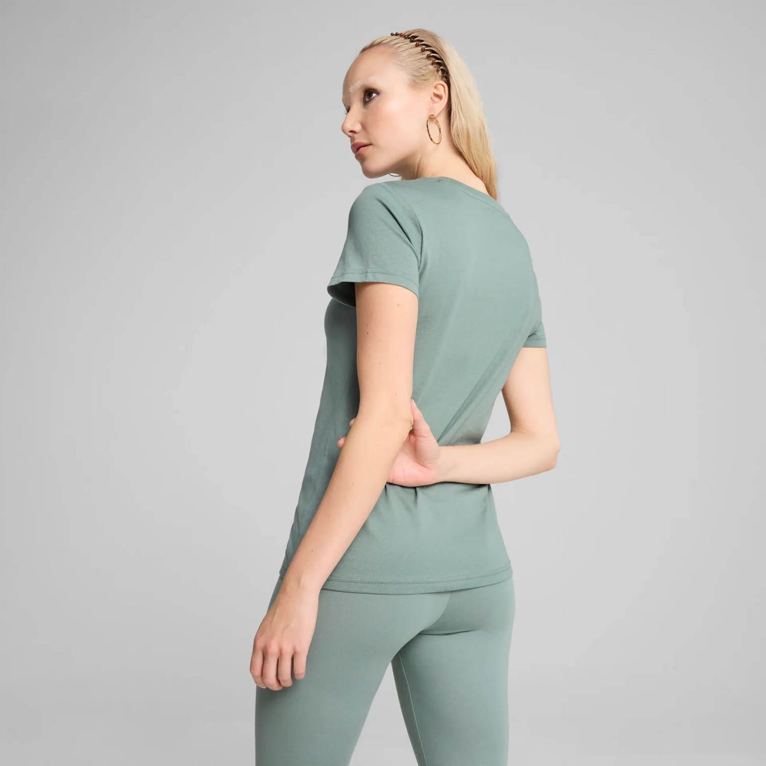 PUMA Essential No. 1 Logo tee