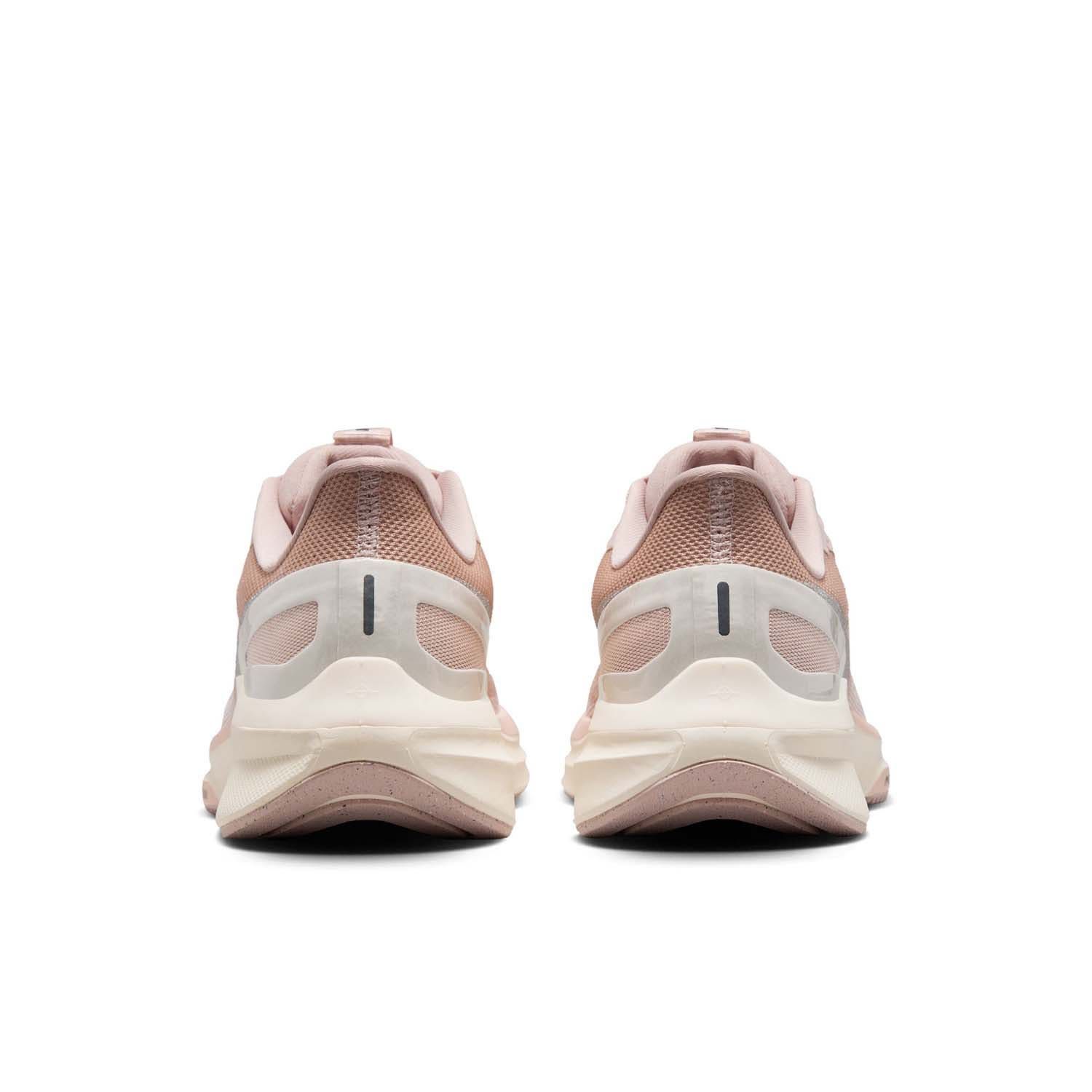 Nike Structure 25 PRM