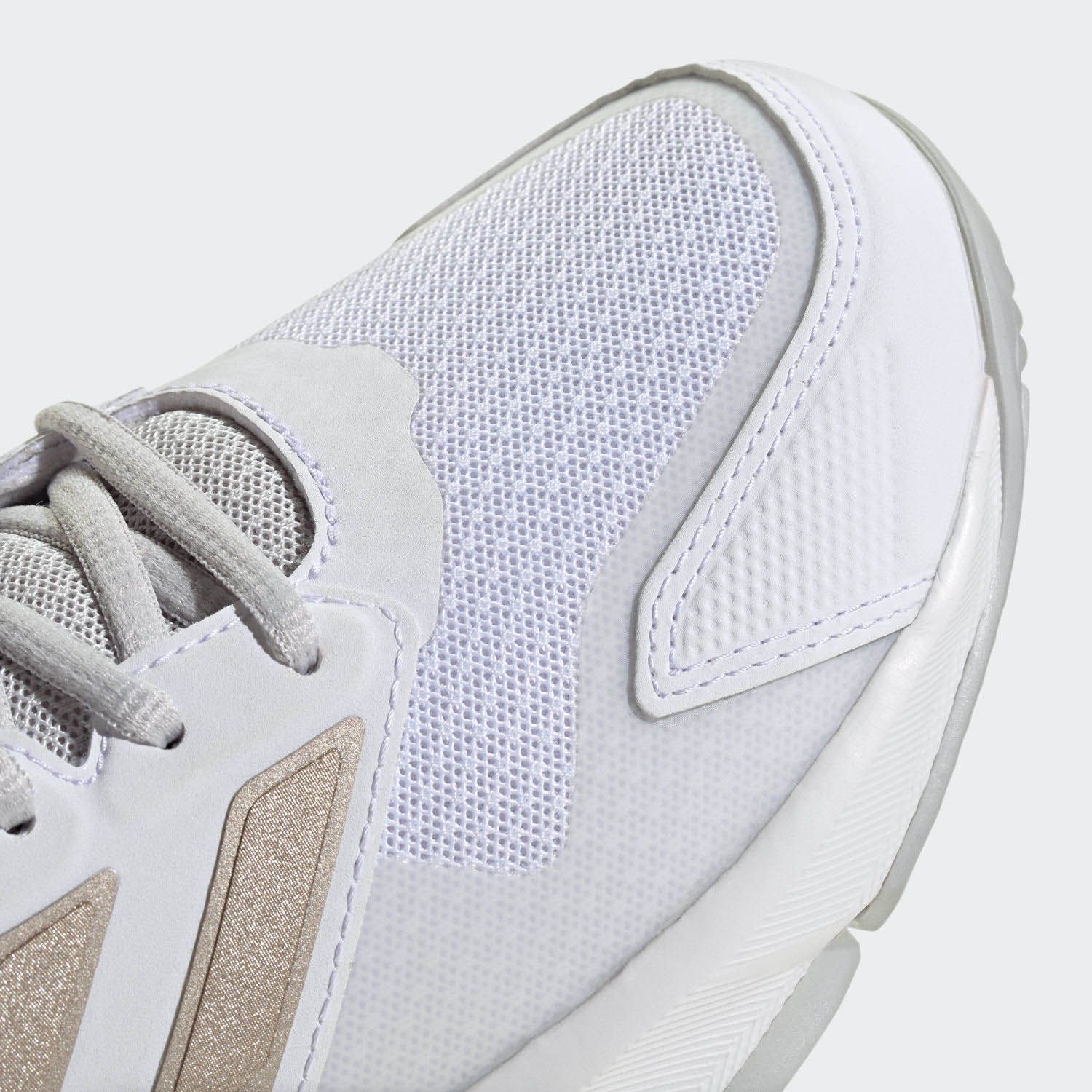 adidas Courtjam Control 3