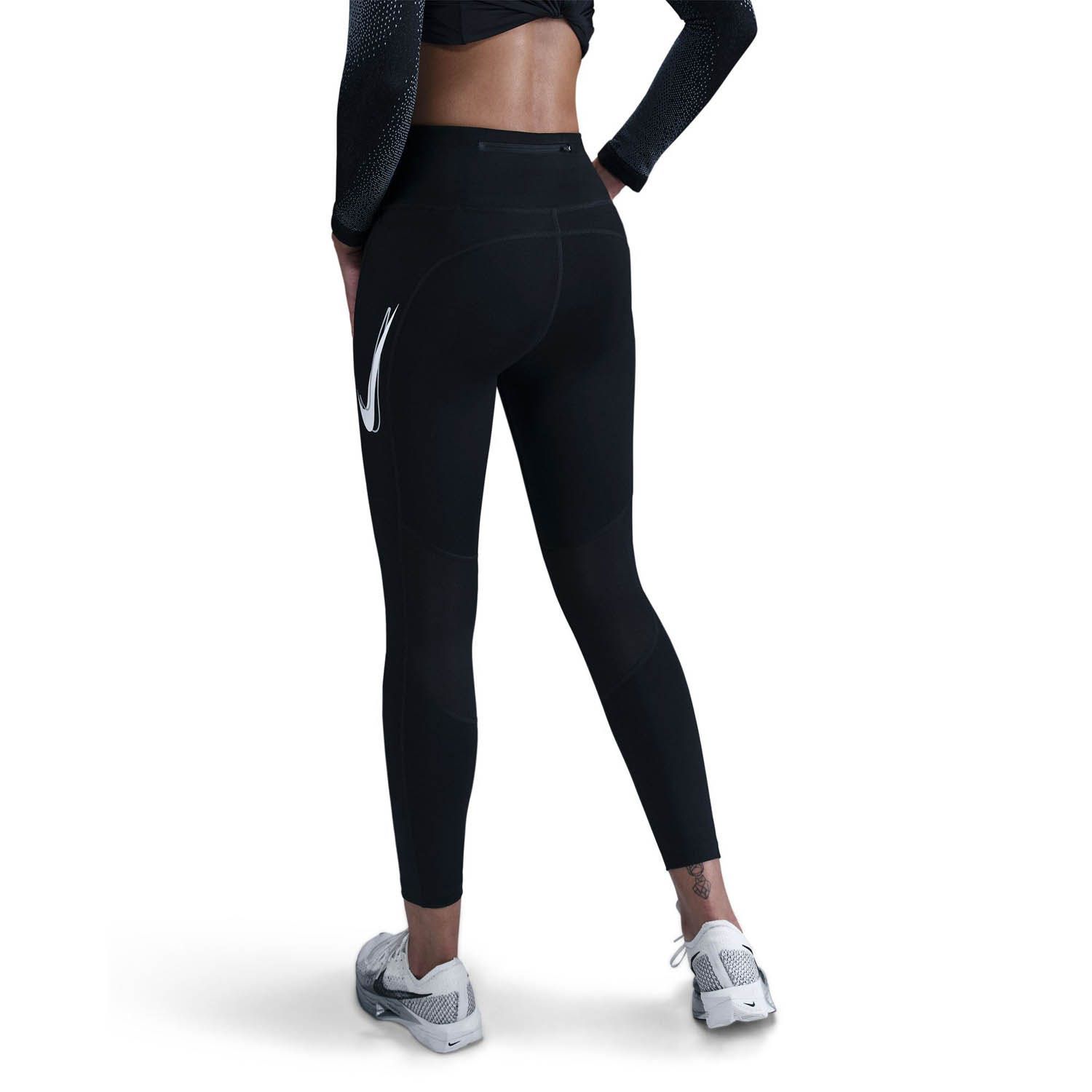 Nike Fast Tight