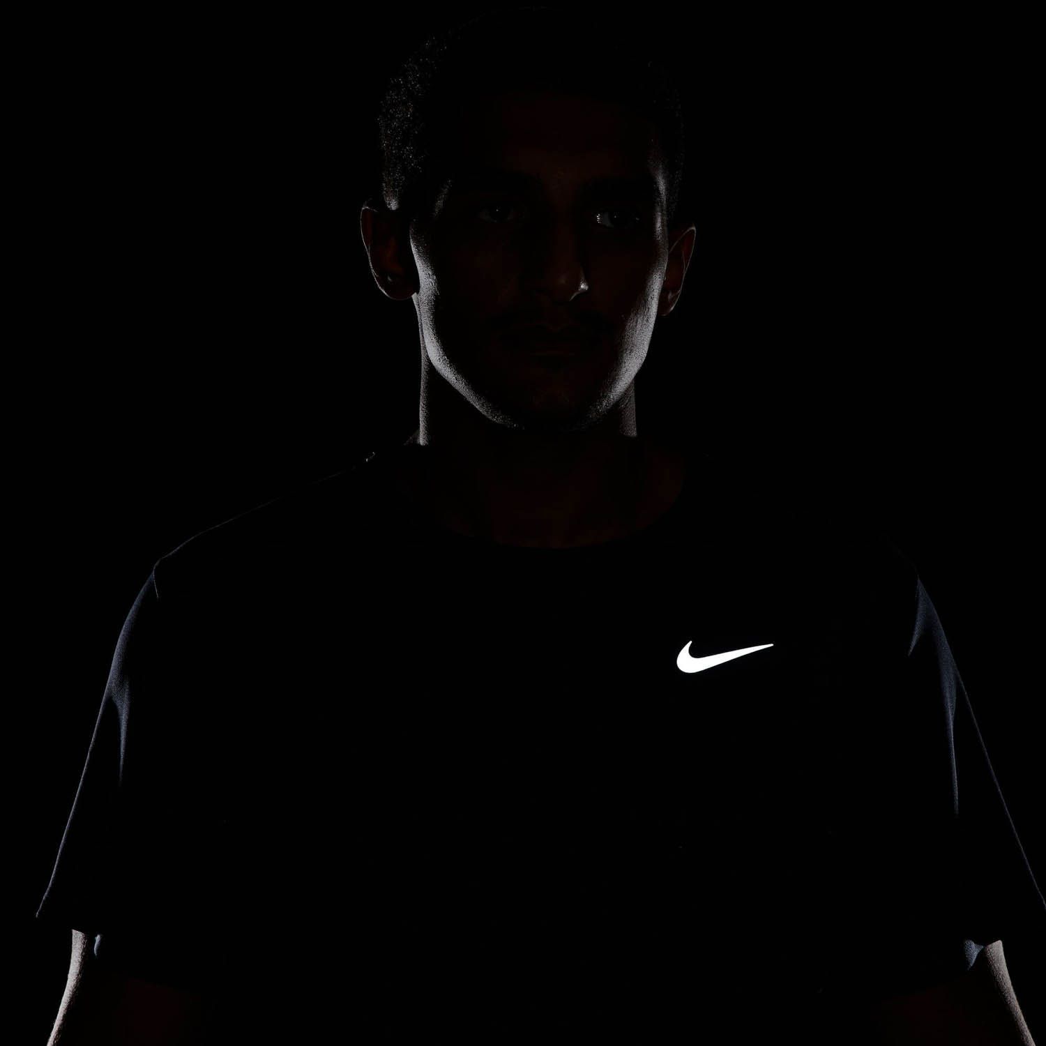 Nike Miler Short Sleeve