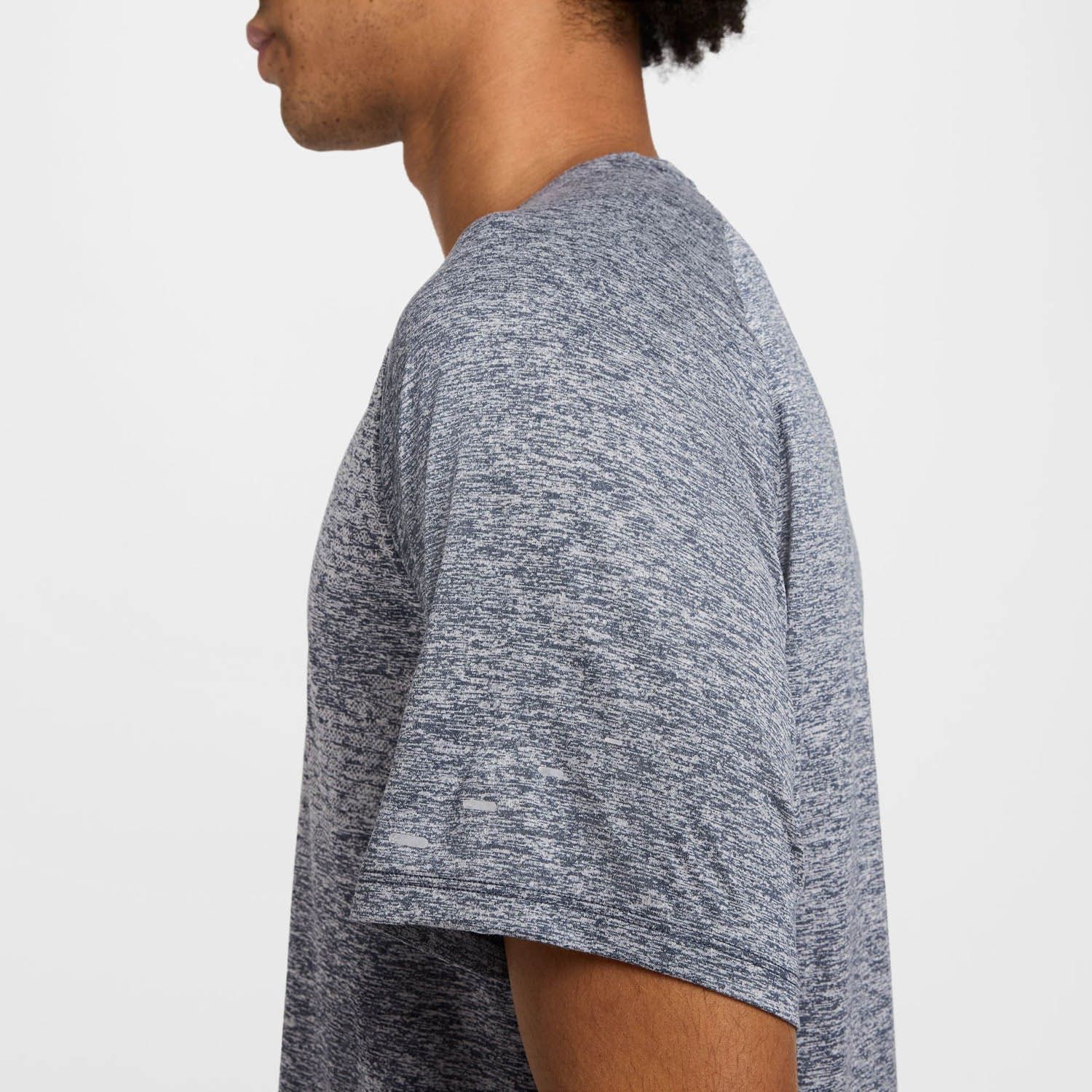 Nike Stride Dri-Fit Running Top