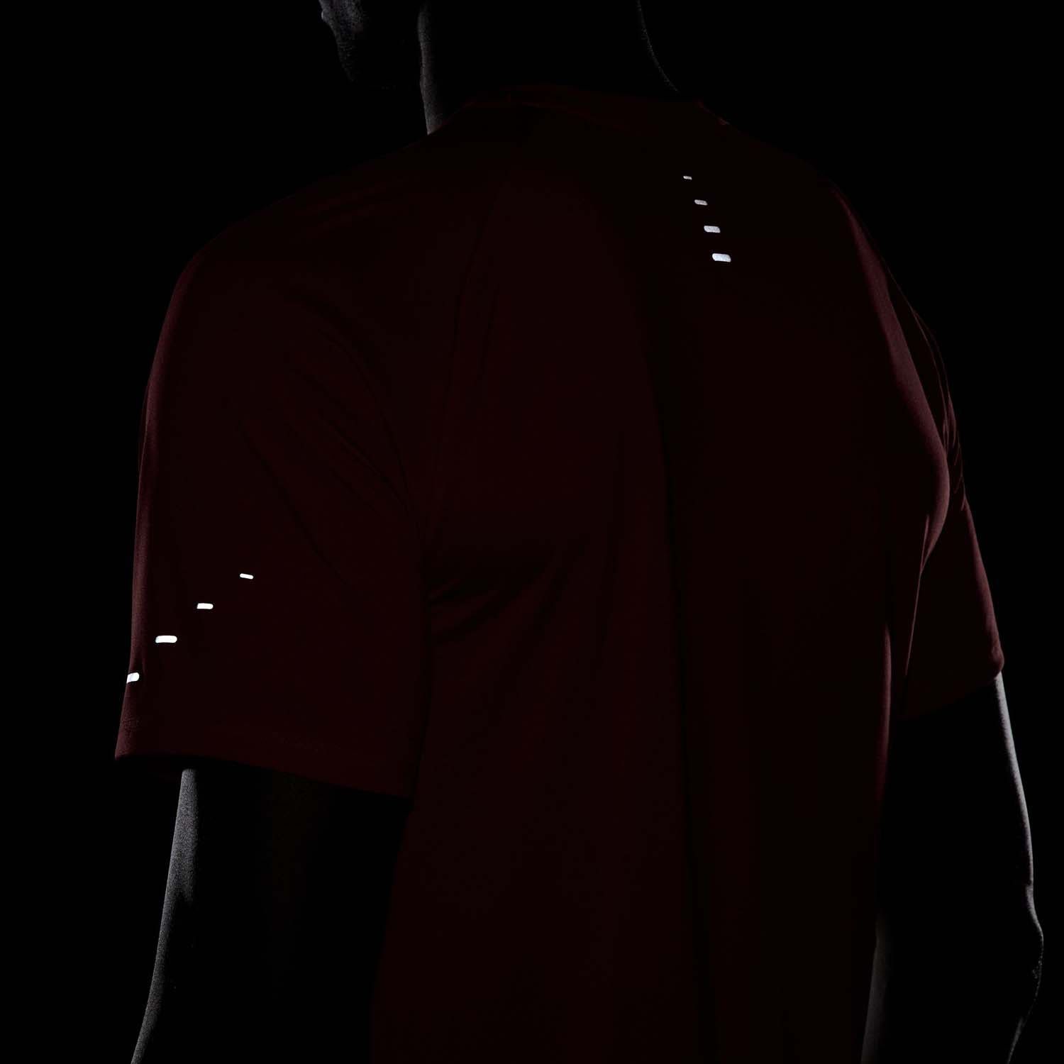 Nike Stride Dri-Fit Running Top