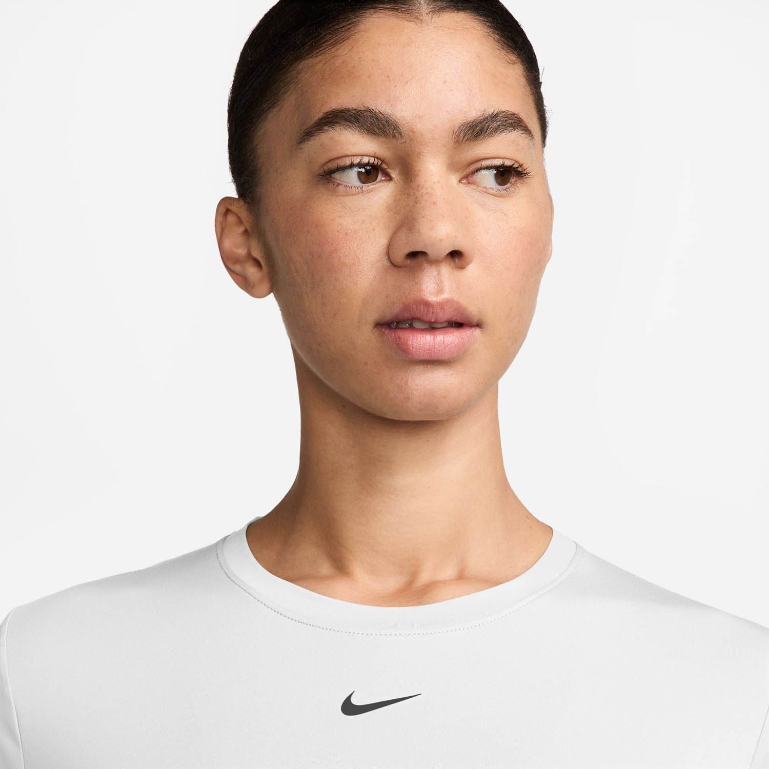 Nike One Classic Tee Dames