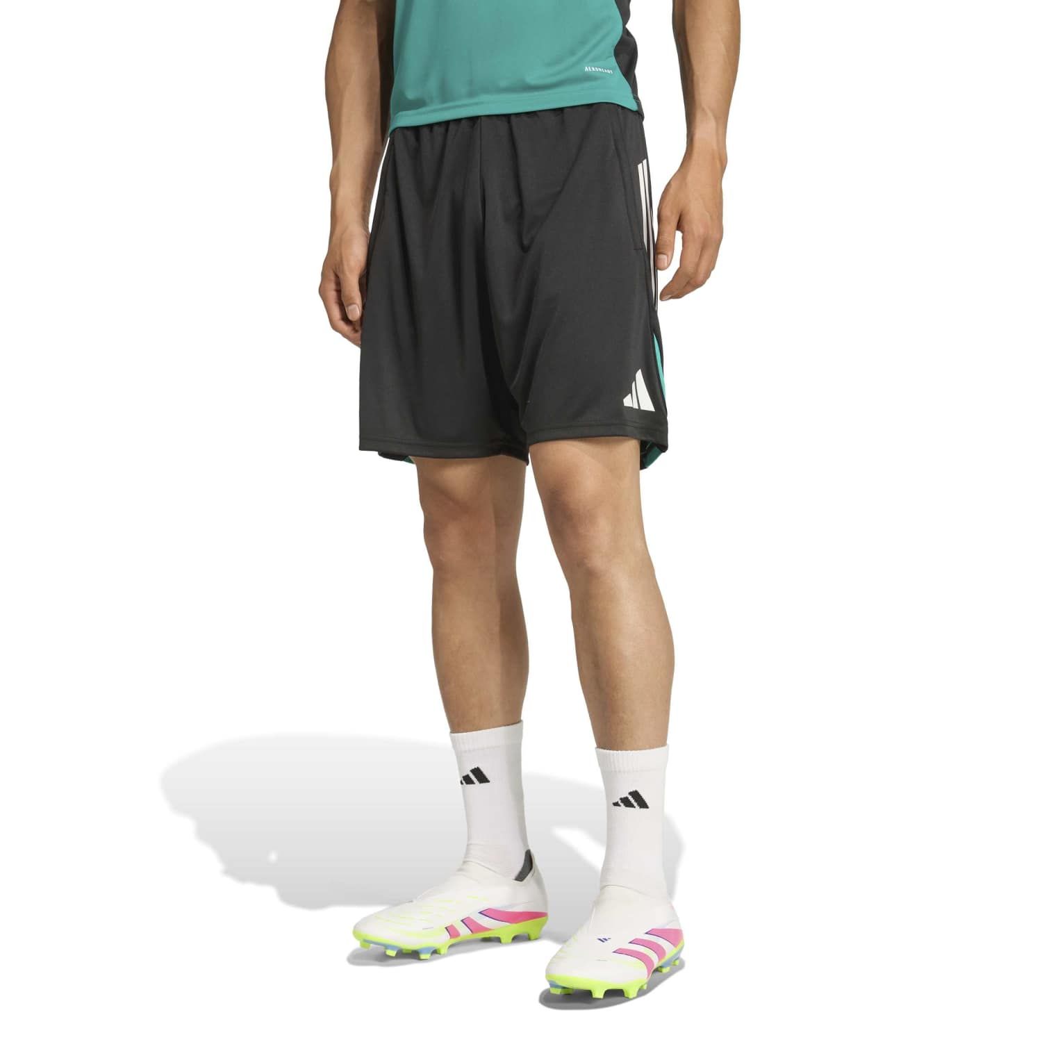 adidas Liverpool FC Tiro 25 Competition Training Shorts