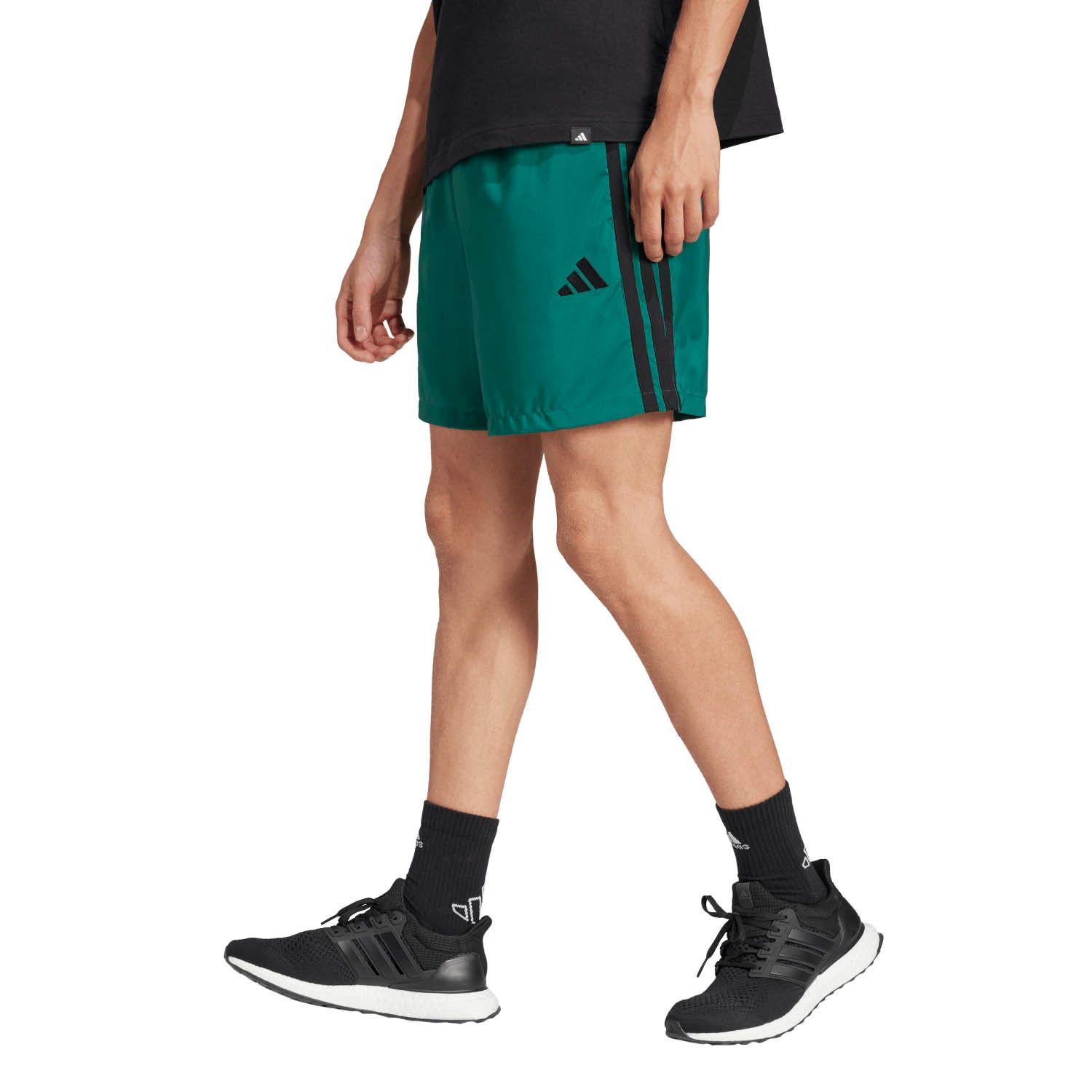 adidas Essentials 3-Stripes Chelsea Short	