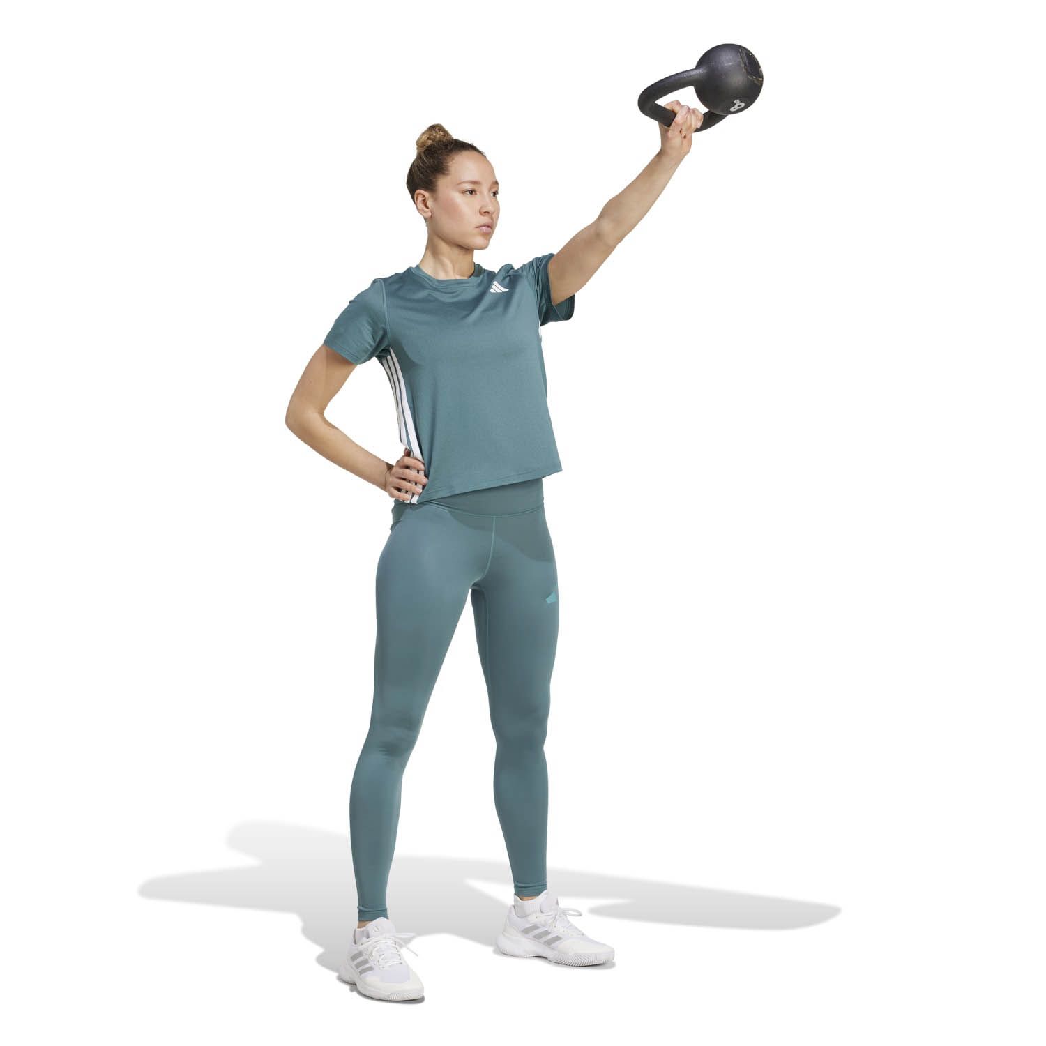 adidas Train Essentials 3-Stripes Workout T-shirt Dames