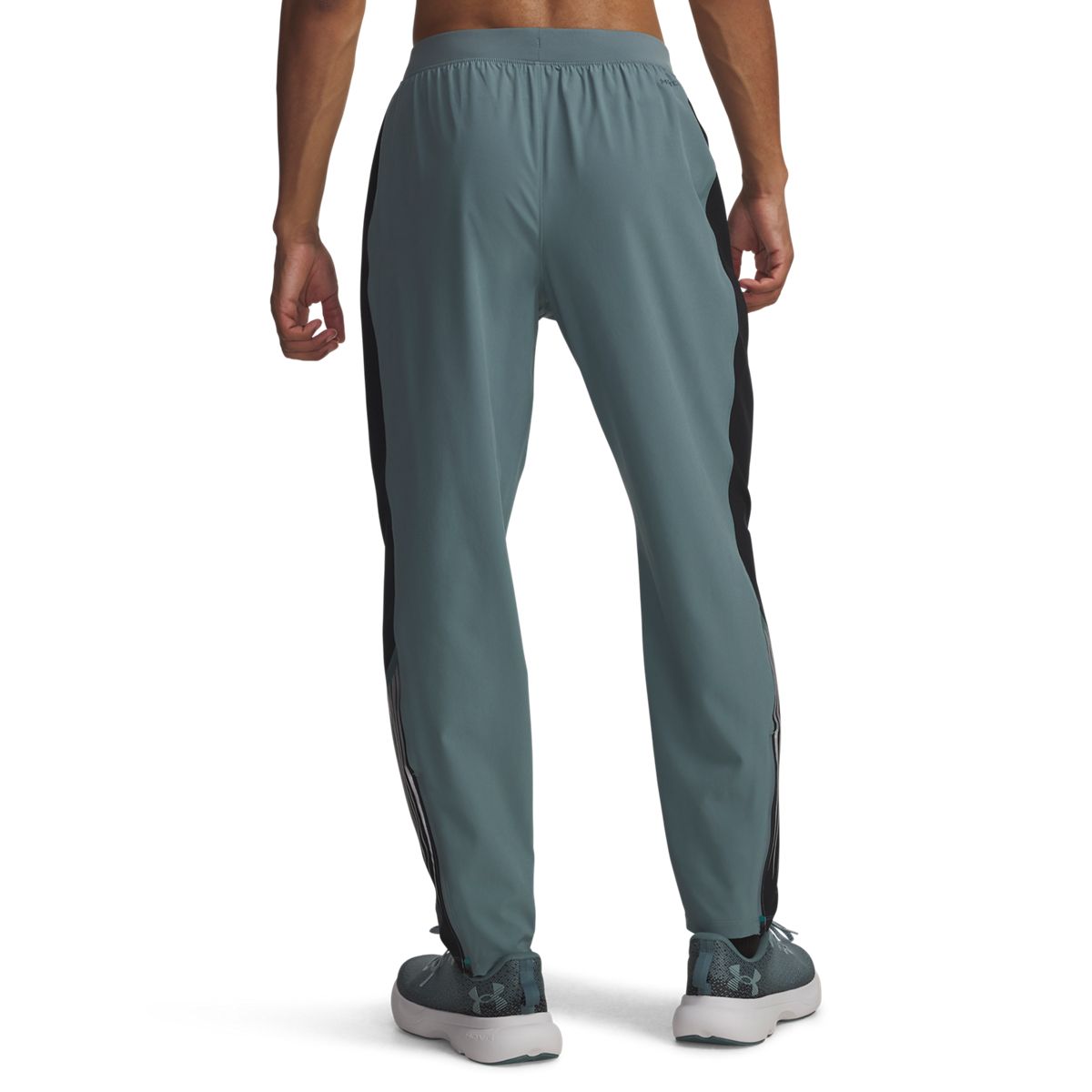 Under Armour Velocity Storm