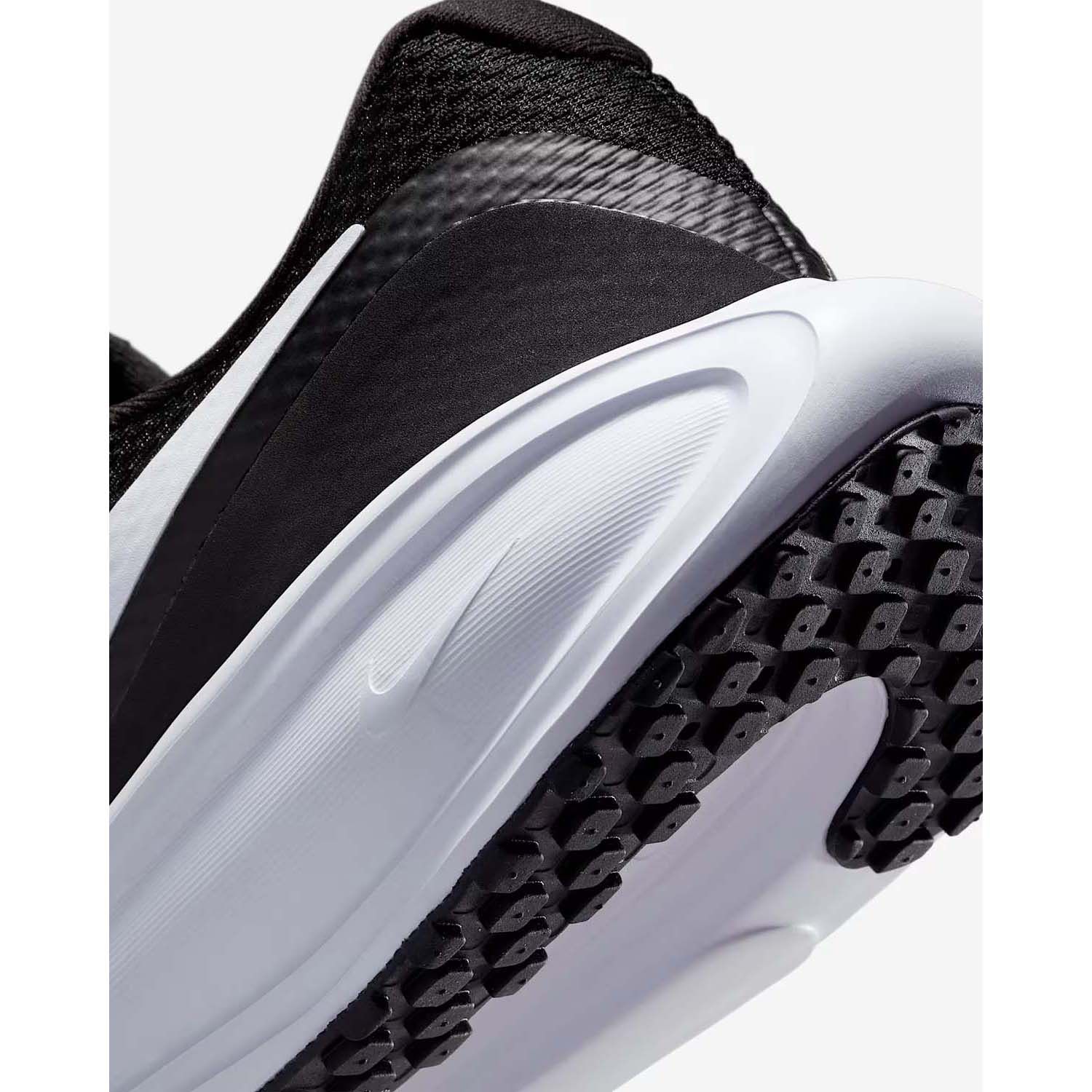 Nike Revolution 8 Dames