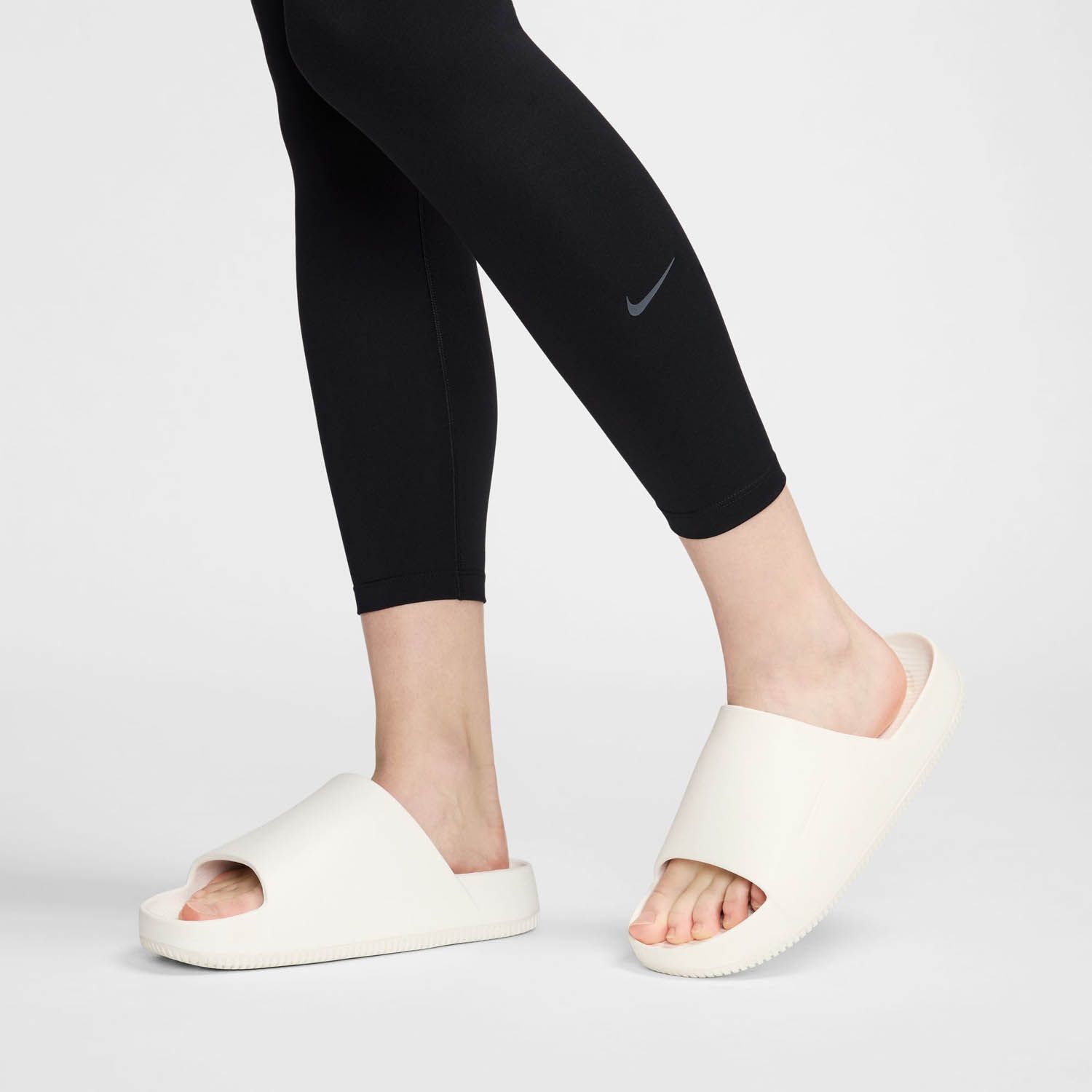 Nike One Legging Dames