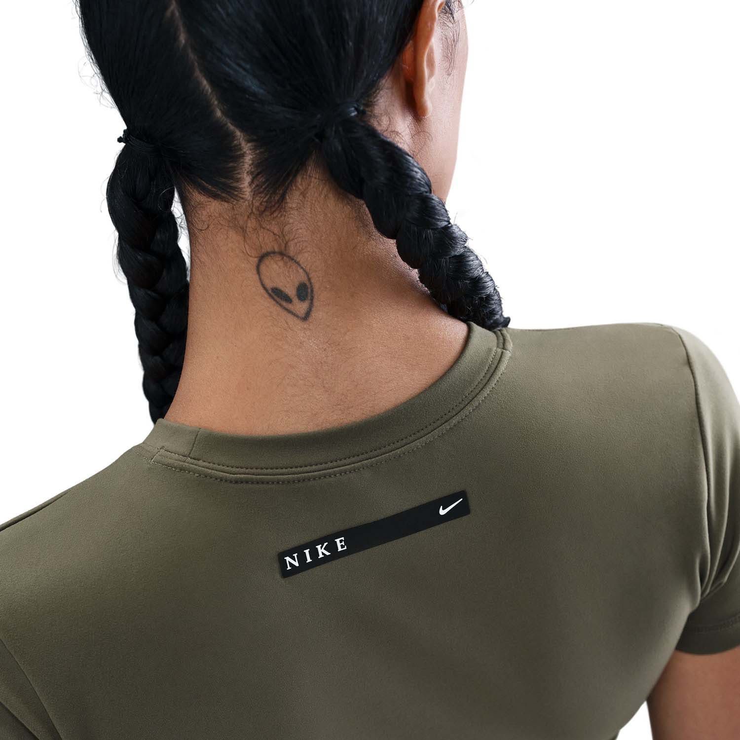 Nike Cropped Sportswear Top