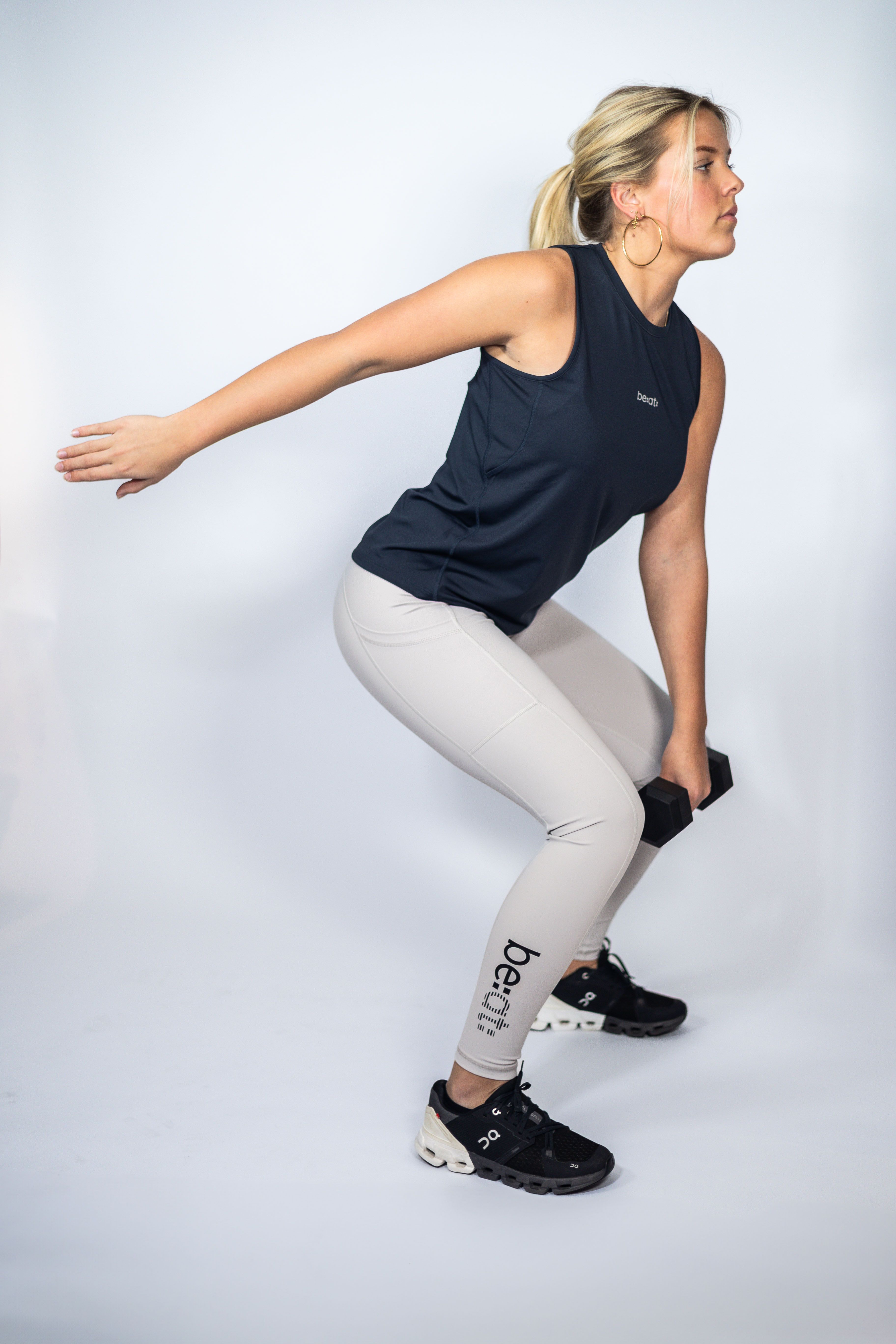 be:at: Corina Tight
